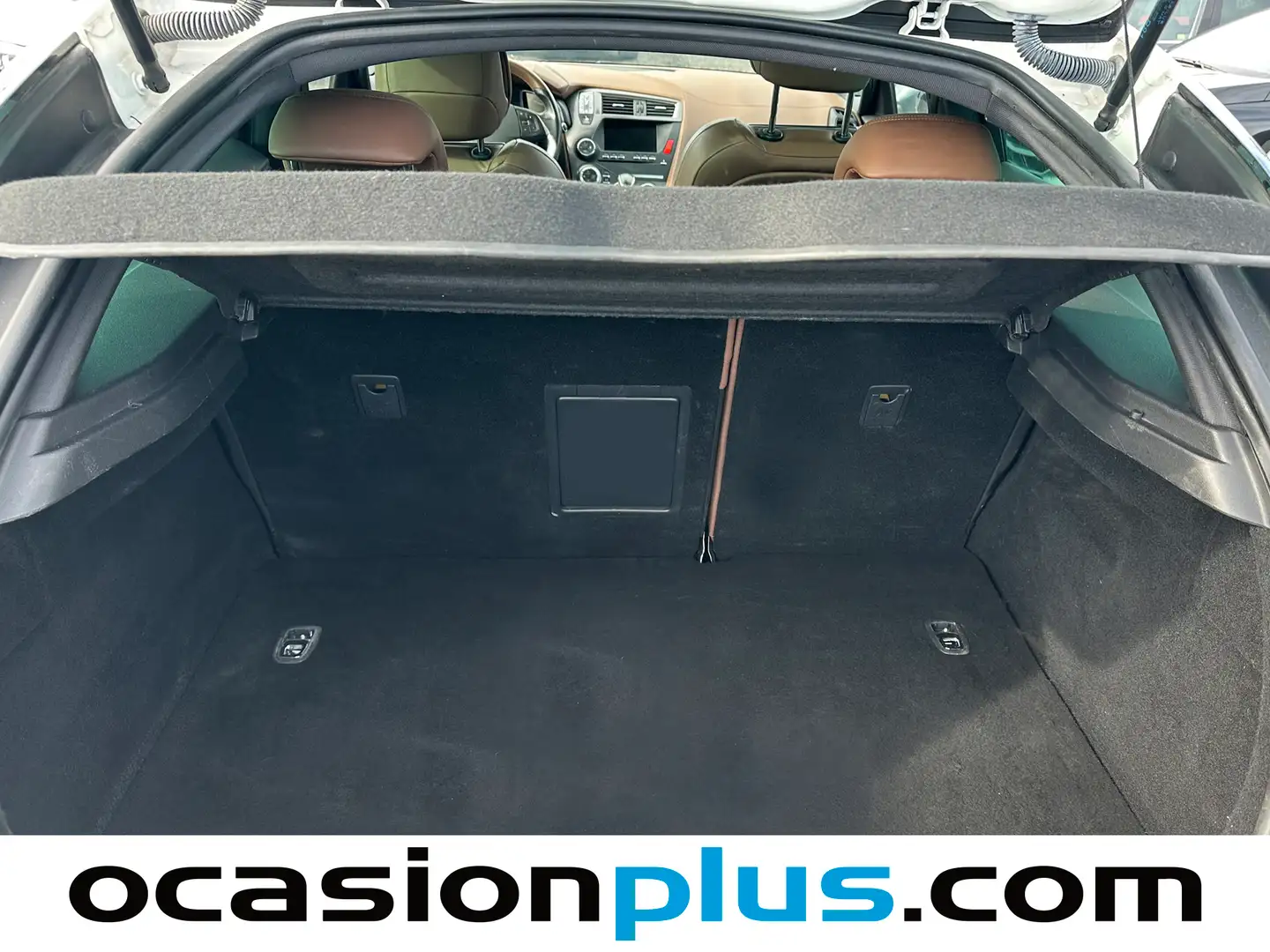 Foto DS DS 5 DS DS5 BlueHdi 180 Prestige EAT6 (181 CV)