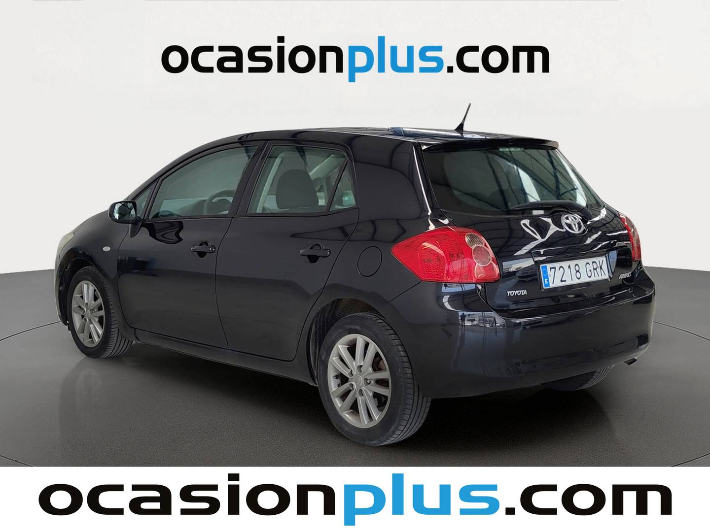 Foto trasera Toyota Auris Toyota Auris 1.4 D-4D Active (90 CV) izquierda