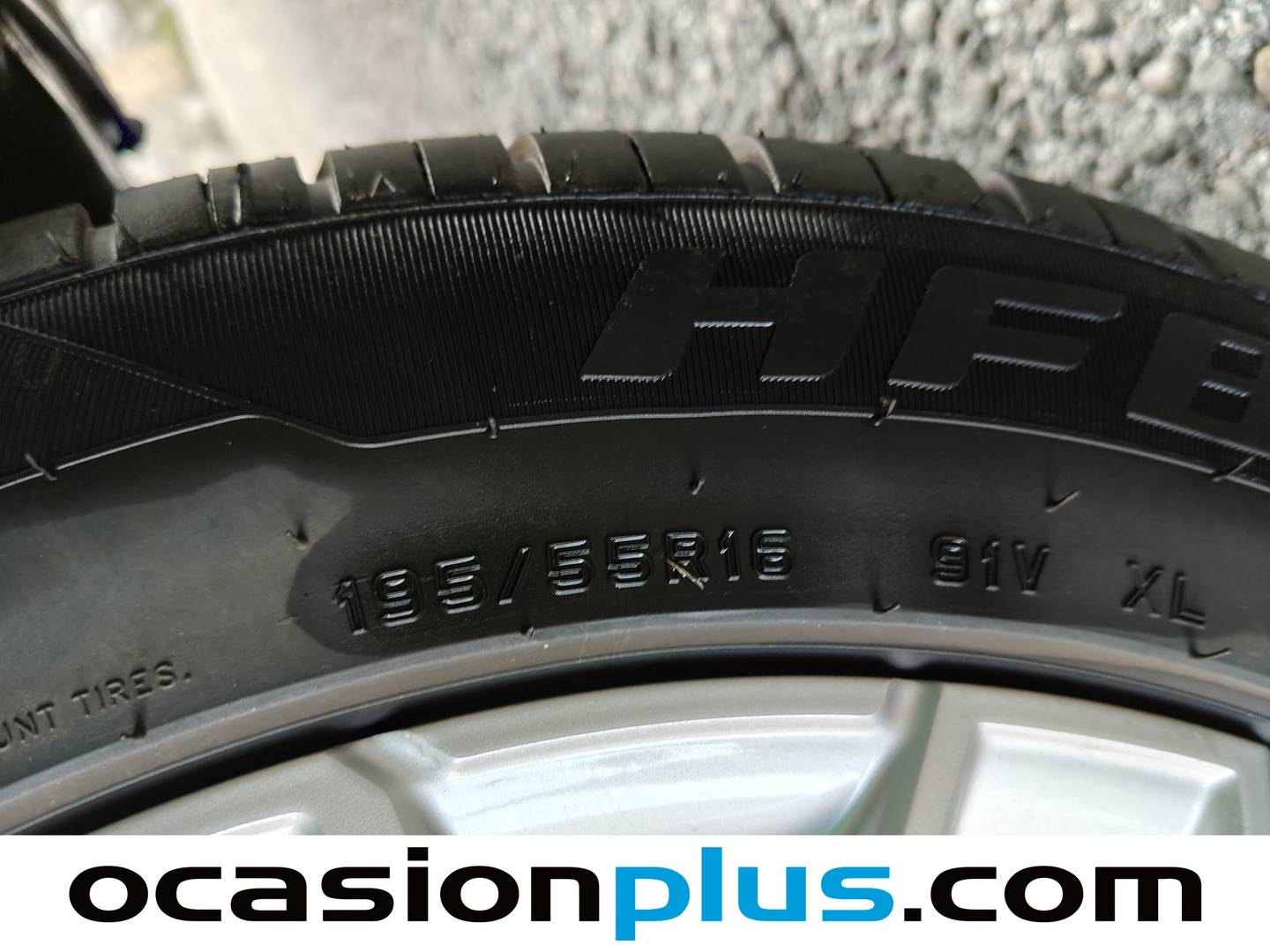 Seat Ibiza SEAT Ibiza 1.0 MPI Style Plus (80 CV) manual