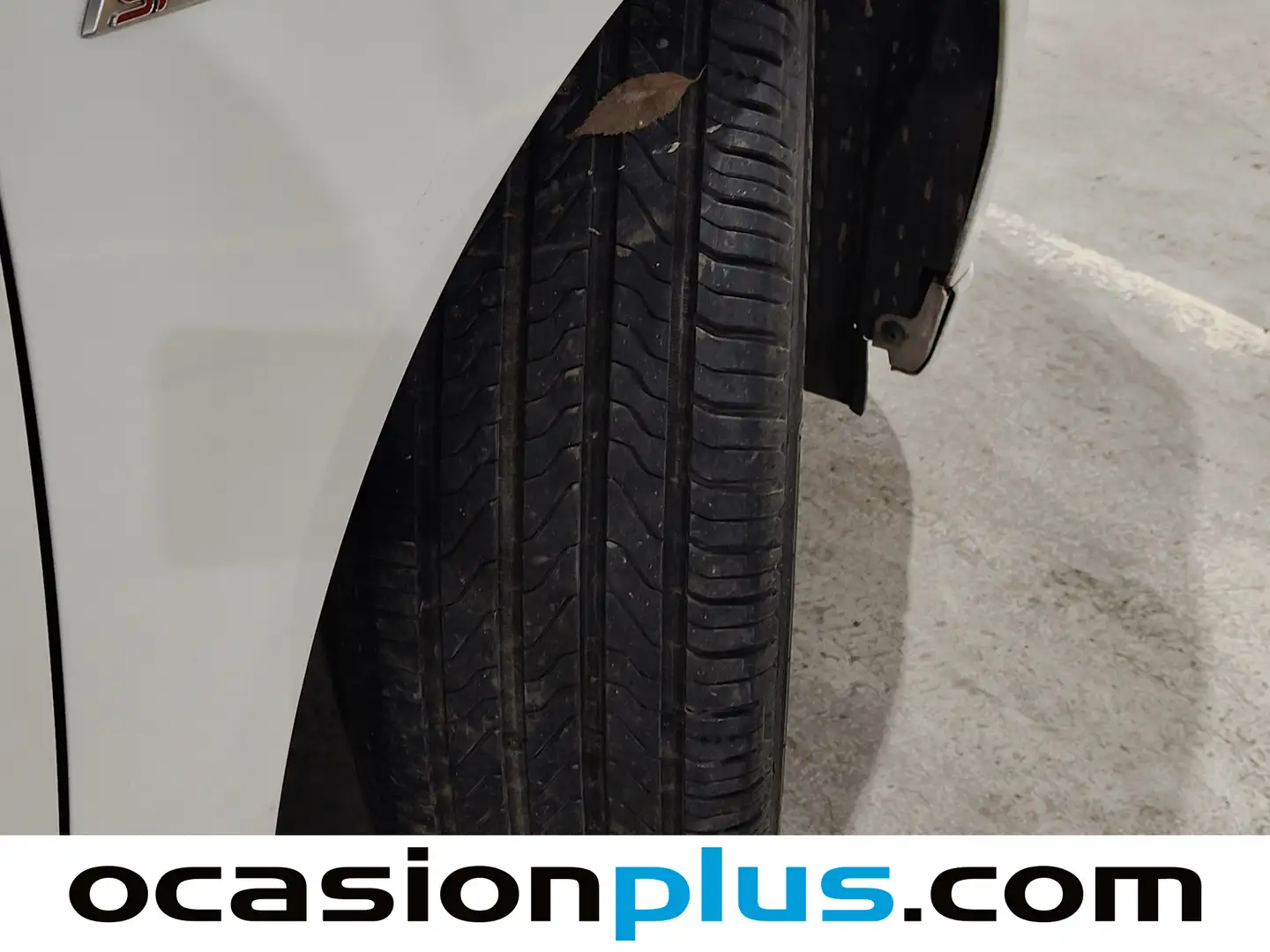 Foto Ford Focus Ford Focus 1.0 Ecoboost ST-Line Black&Red (125 CV)