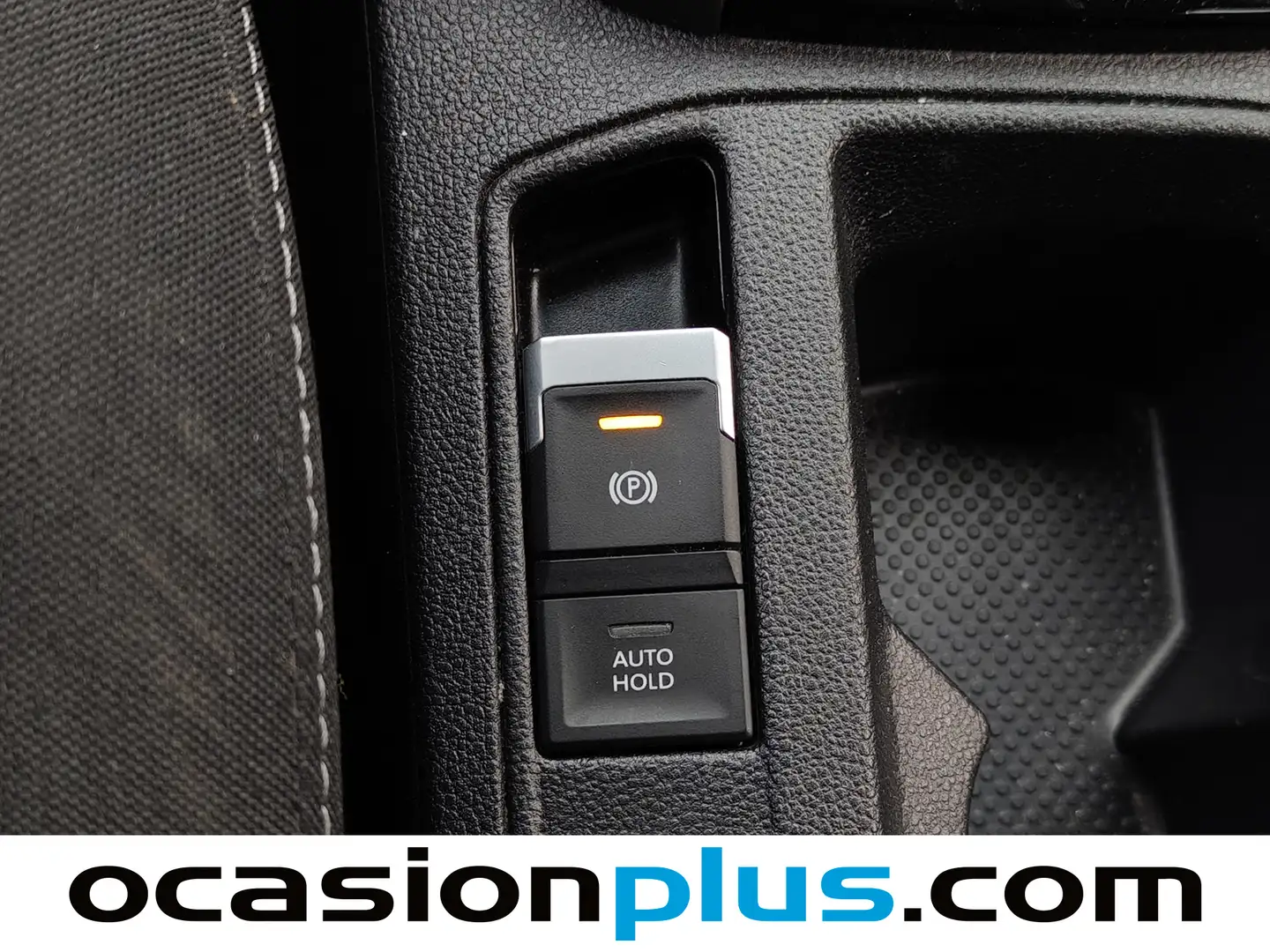 Foto Volkswagen T-Roc Volkswagen T-Roc Advance 2.0 TDI (150 CV) DSG