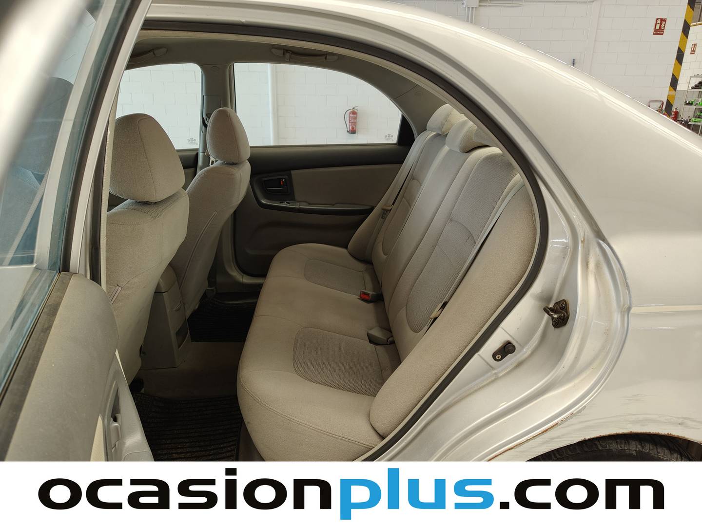 Foto asientos traseros KIA Cerato KIA Cerato 1.6 DOHC LX (105 CV)