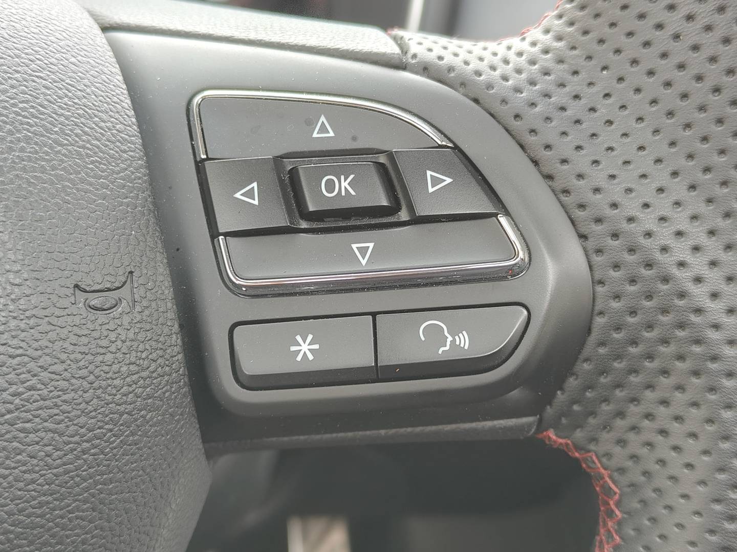 Foto MG HS MG eHS 1.5 T-GDI PHEV Luxury (258 CV)