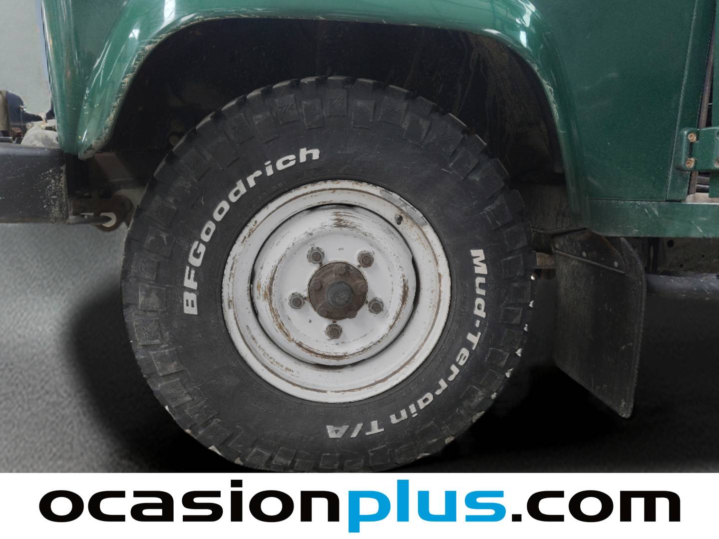 Foto Land Rover Defender Land Rover Defender 2.5 TD5 90 SW S (122 CV)