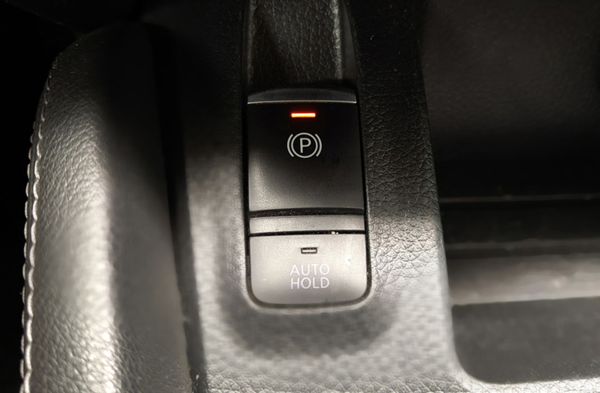 Nissan Qashqai dCi 110 Acenta 4x2 - foto 23