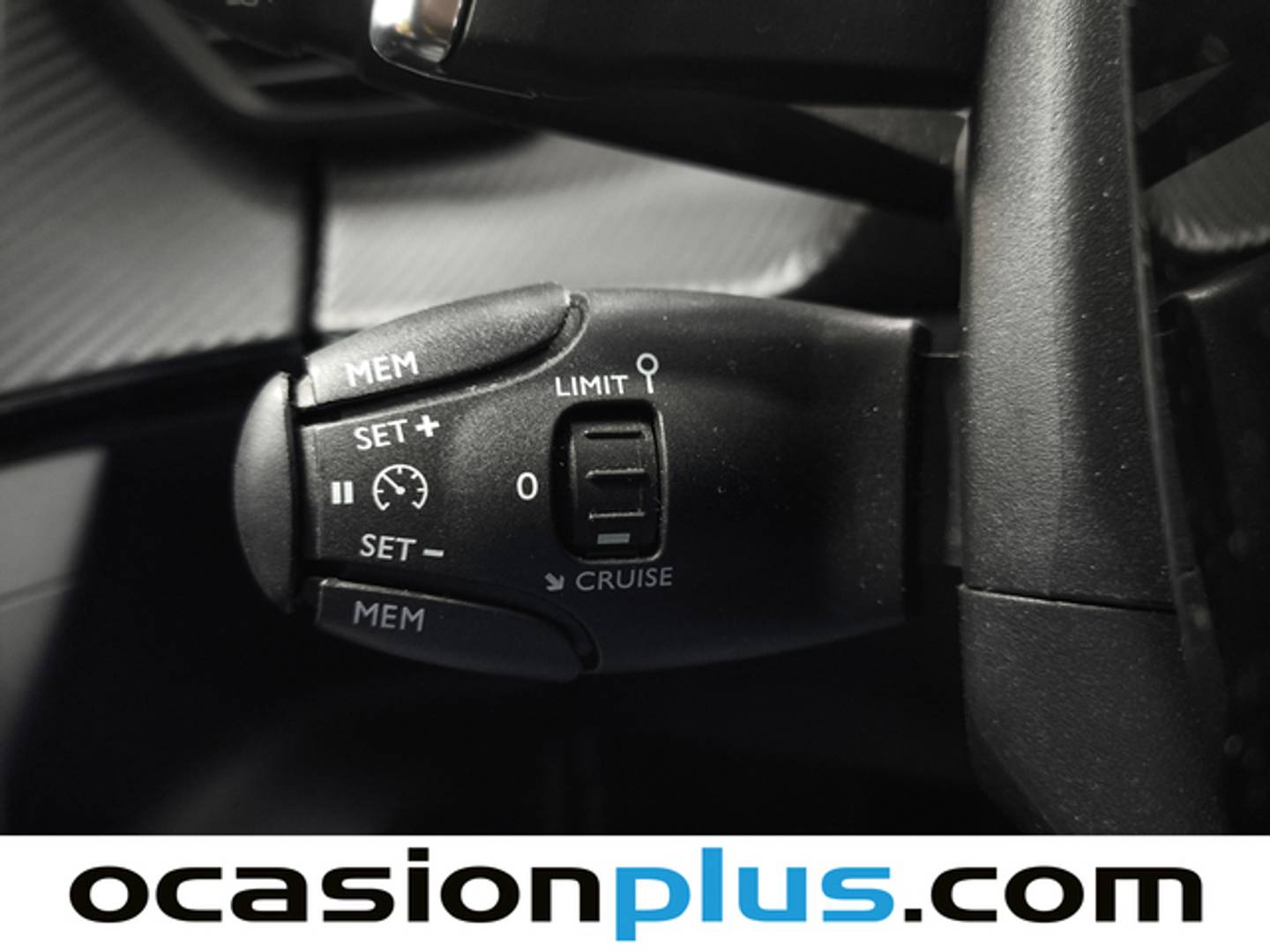 Acabados Peugeot 2008 Peugeot 2008 PureTech 130 S&S Allure EAT8 (130 CV)