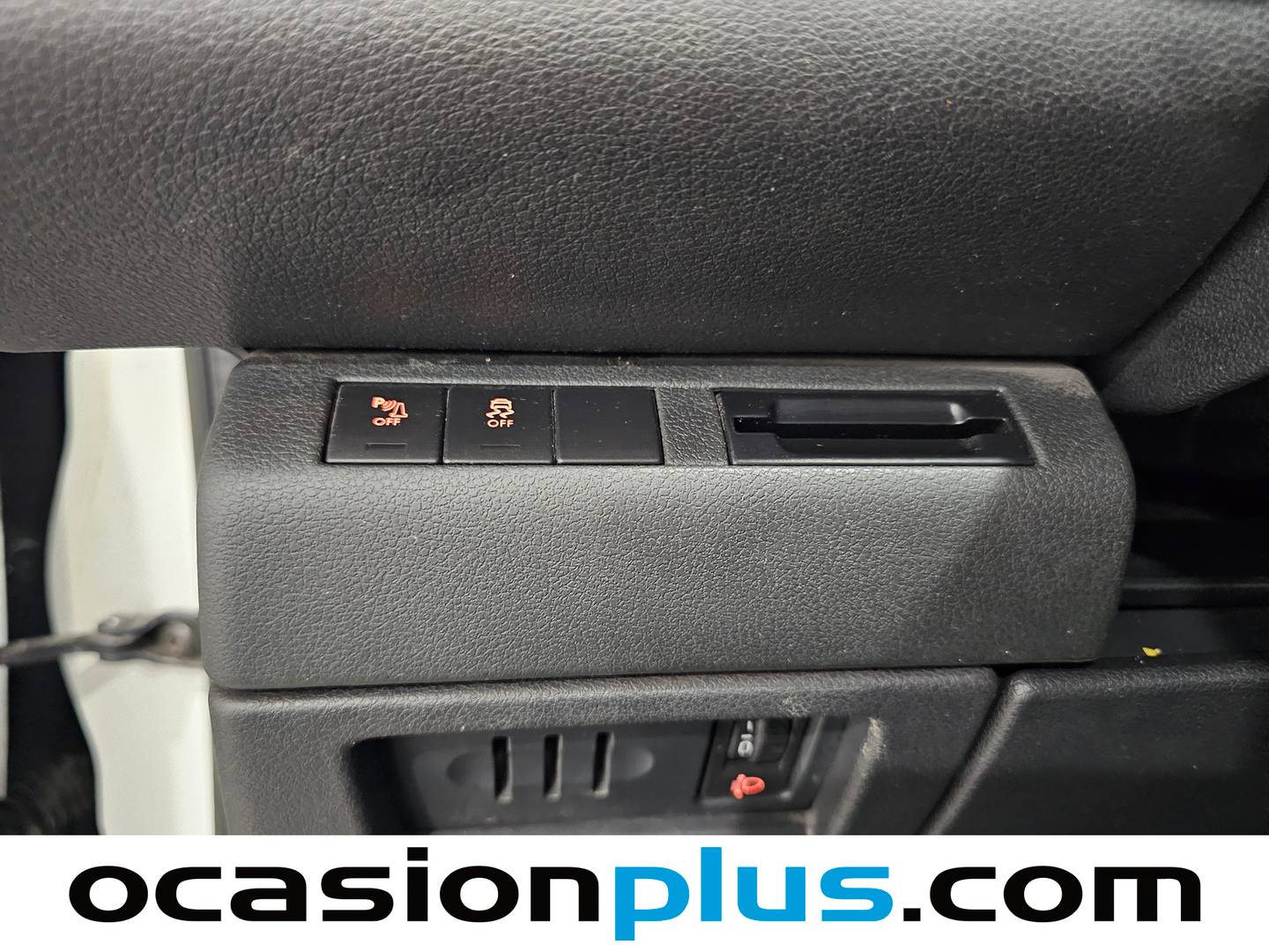 Extras y acabados del Peugeot 3008 Peugeot 3008 1.6 HDI Active FAP (115 CV)