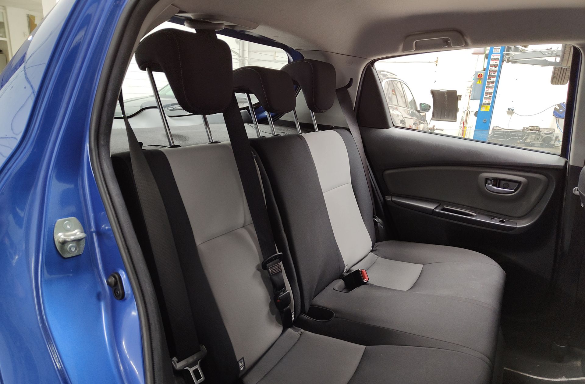 Toyota Yaris 1.5 Hybrid Active - foto 15