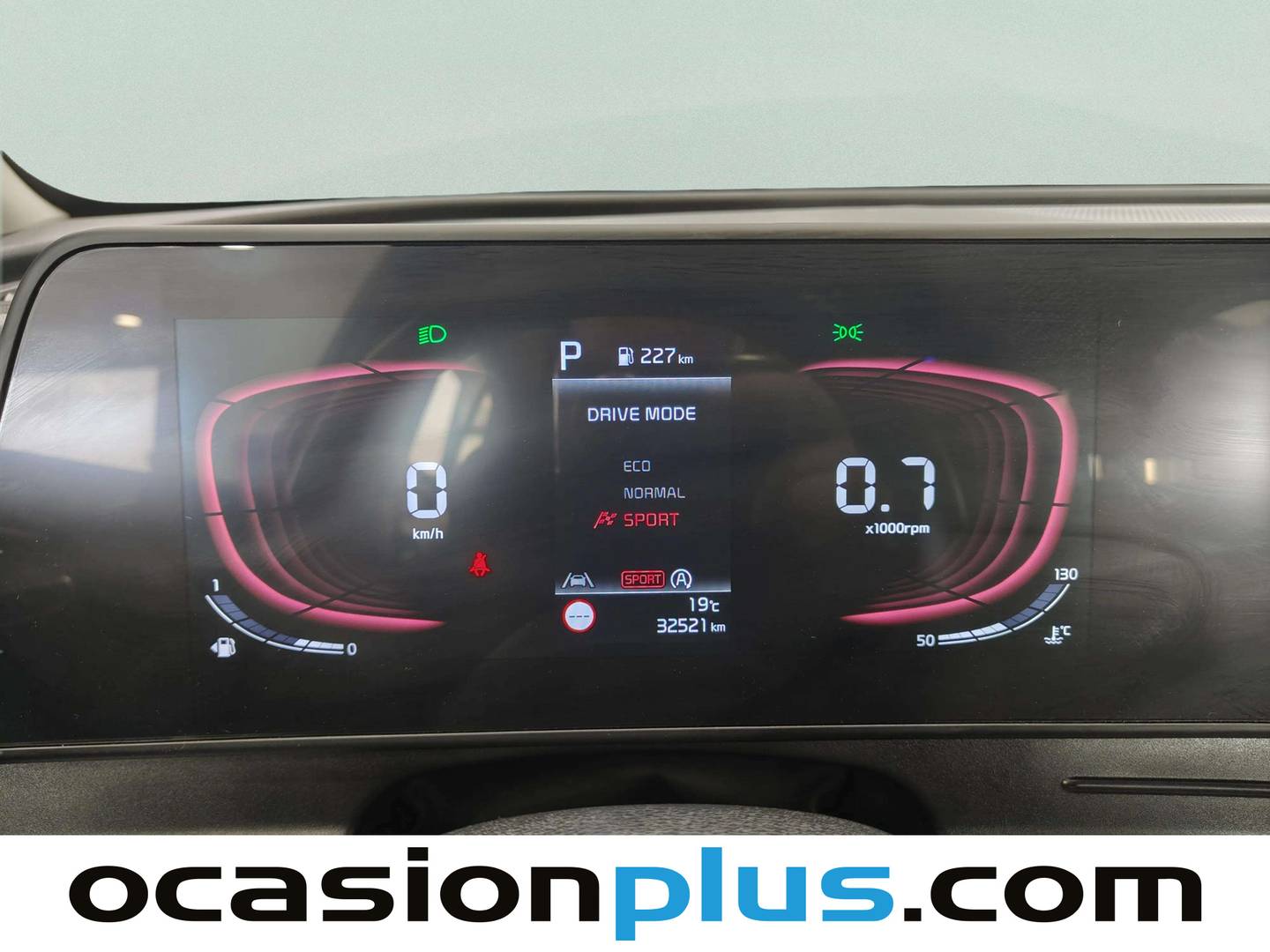 KIA Sportage KIA Sportage 1.6 T-GDi MHEV Business 4x2 DCT (160 CV) de segunda mano