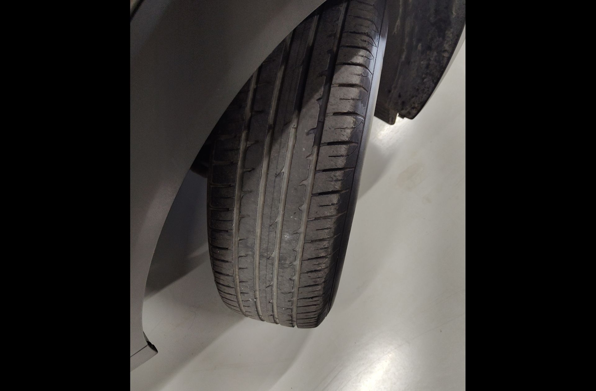 Hyundai Tucson 1.6 GDI BlueDrive Essence 4x2 - foto 33