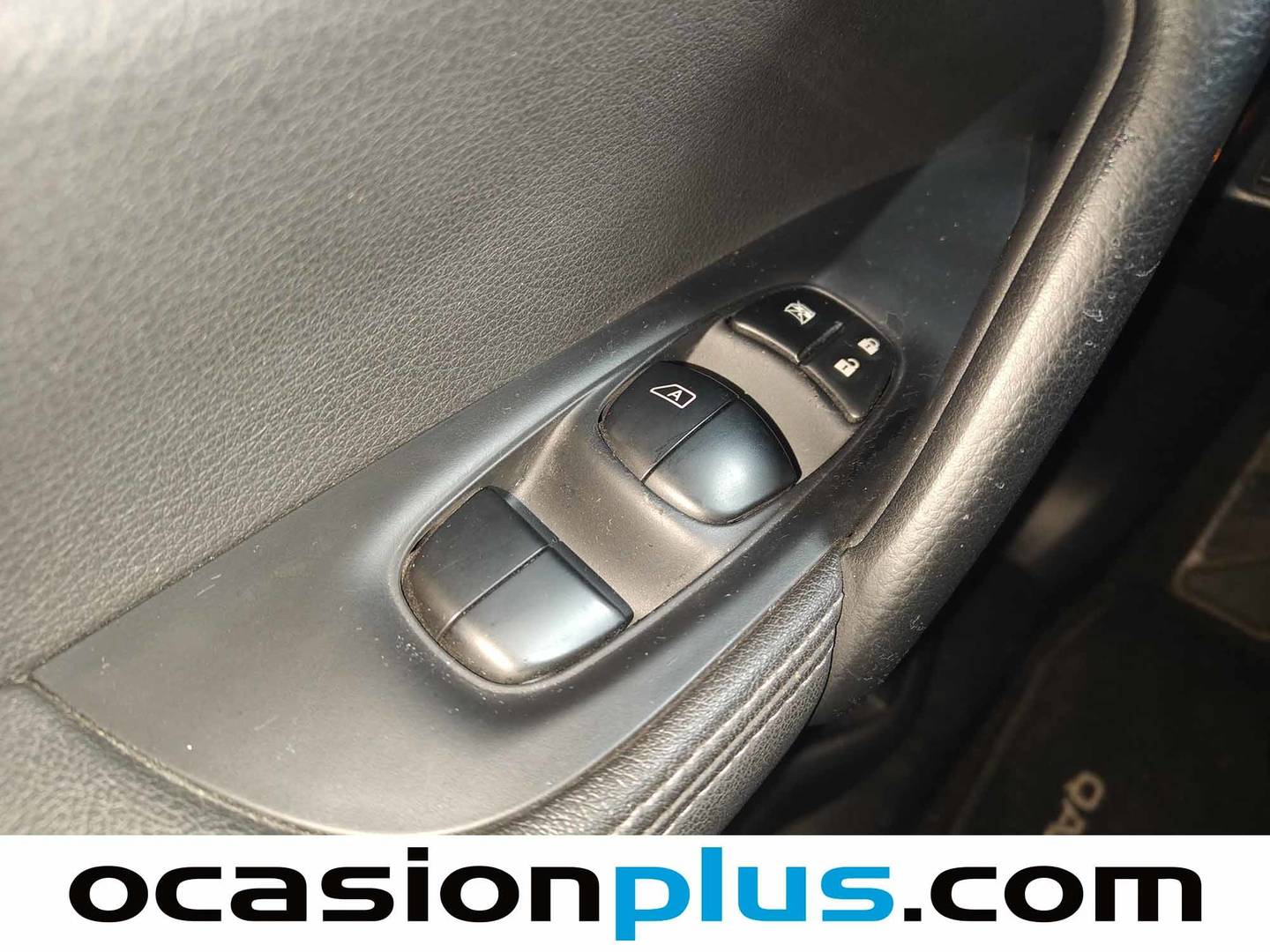 Foto Nissan QASHQAI Nissan Qashqai dCi 130 S&S Tekna 17`` 4x2 XTronic (130 CV)