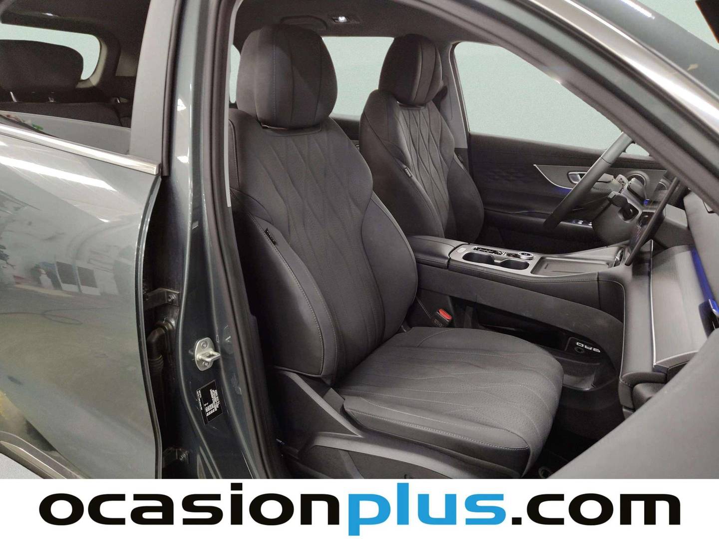 EBRO S800 EBRO S800 1.6 TGDI Premium DCT (147 CV) 7 Plazas 2025