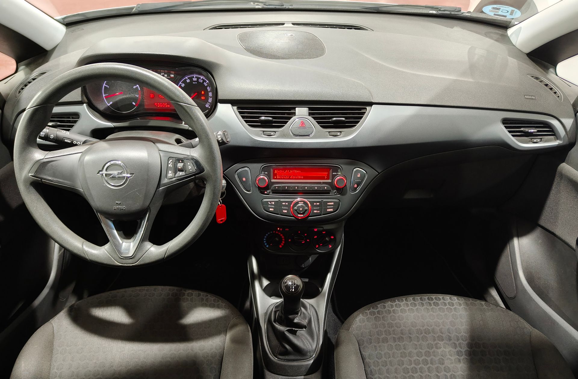 Opel Corsa 1.4 Expression - foto 6