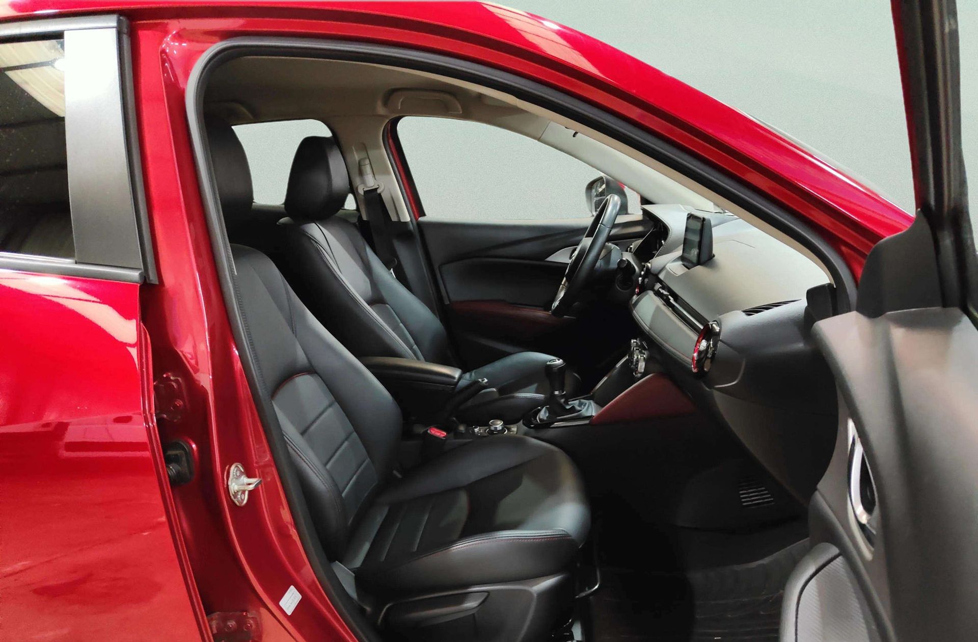 Mazda CX-3 1.5 DE Skyactiv Luxury 2WD - foto 17