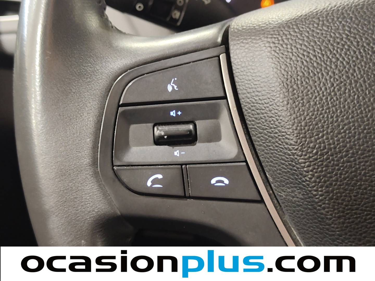 Hyundai i20 Hyundai i20 1.2 MPI Essence LE (84 CV) seminuevo