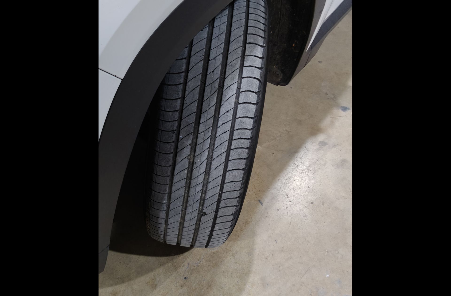 Hyundai Tucson 1.6 CRDi Maxx - foto 37