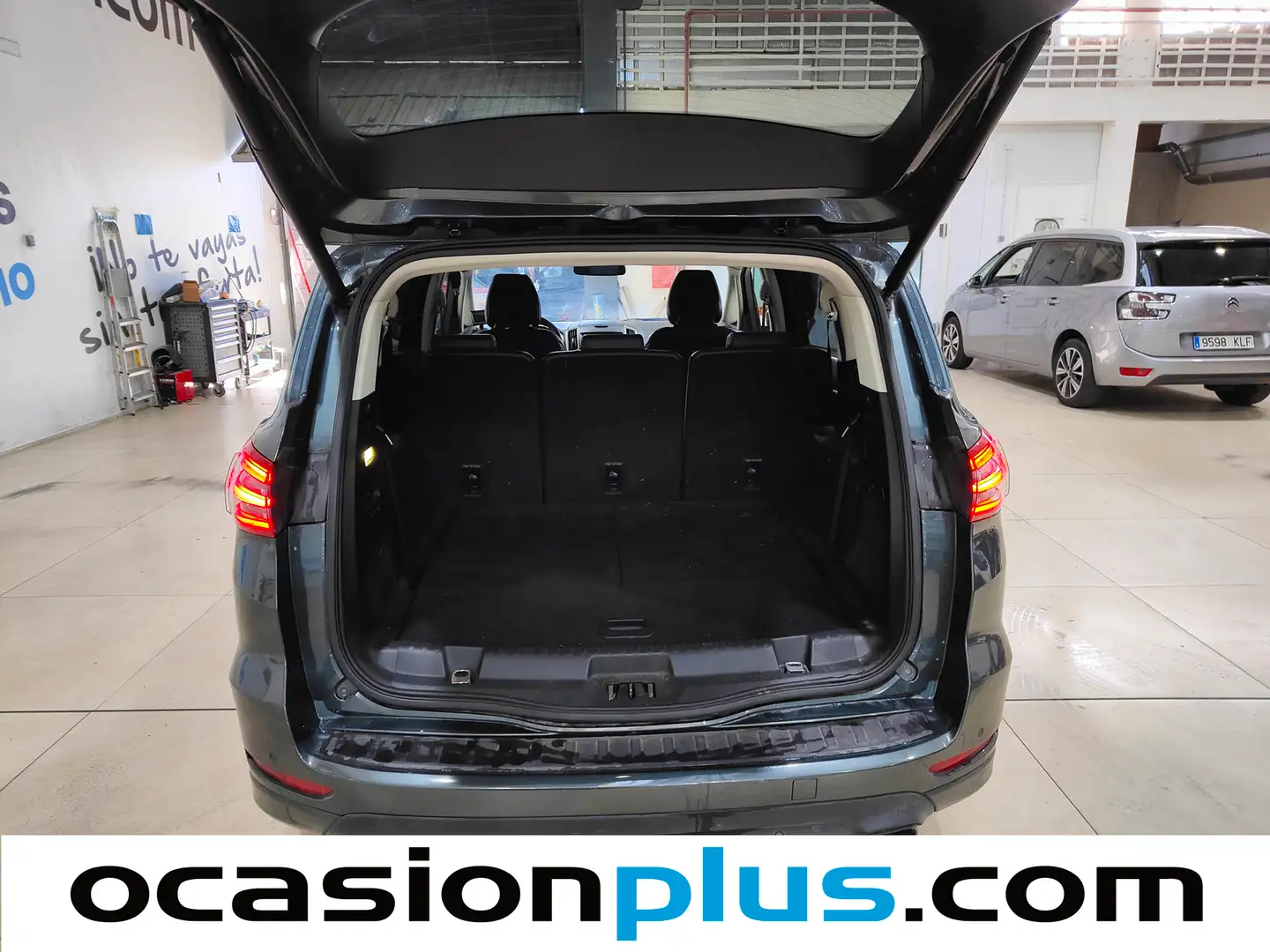 Foto Ford S-MAX Ford S-Max 2.0 TDCI Titanium (180 CV) 7 Plazas