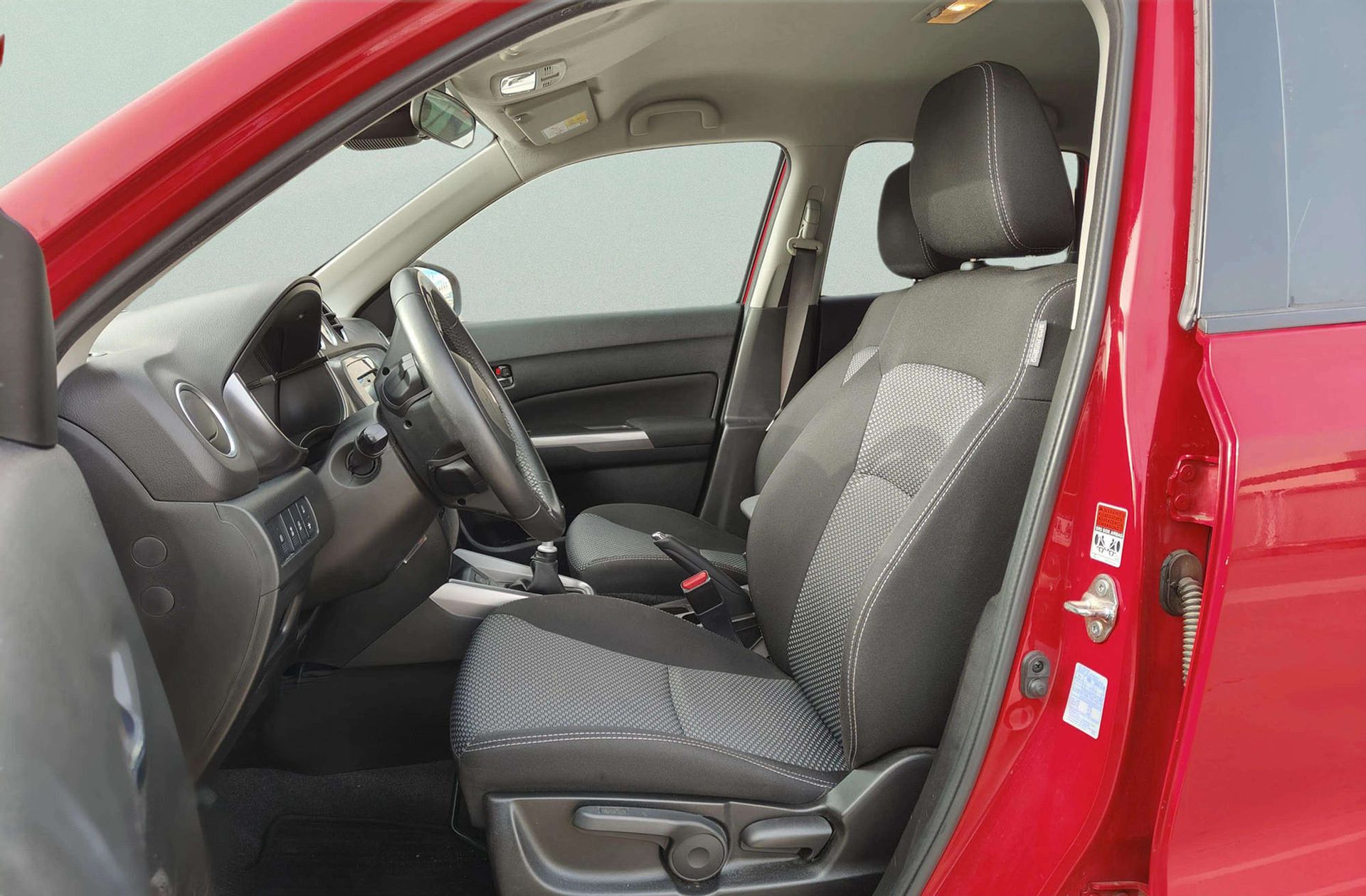 Suzuki Vitara 1.4 Turbo Mild Hybrid GLE - foto 12