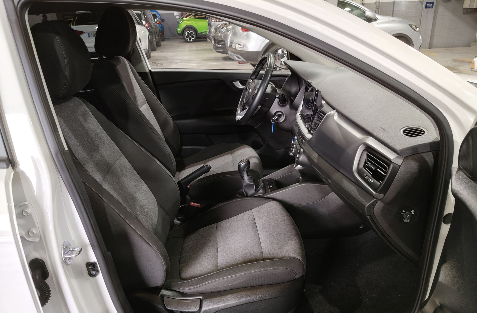 Kia Stonic 1.0 T-GDi MHEV iMT Concept - foto 15