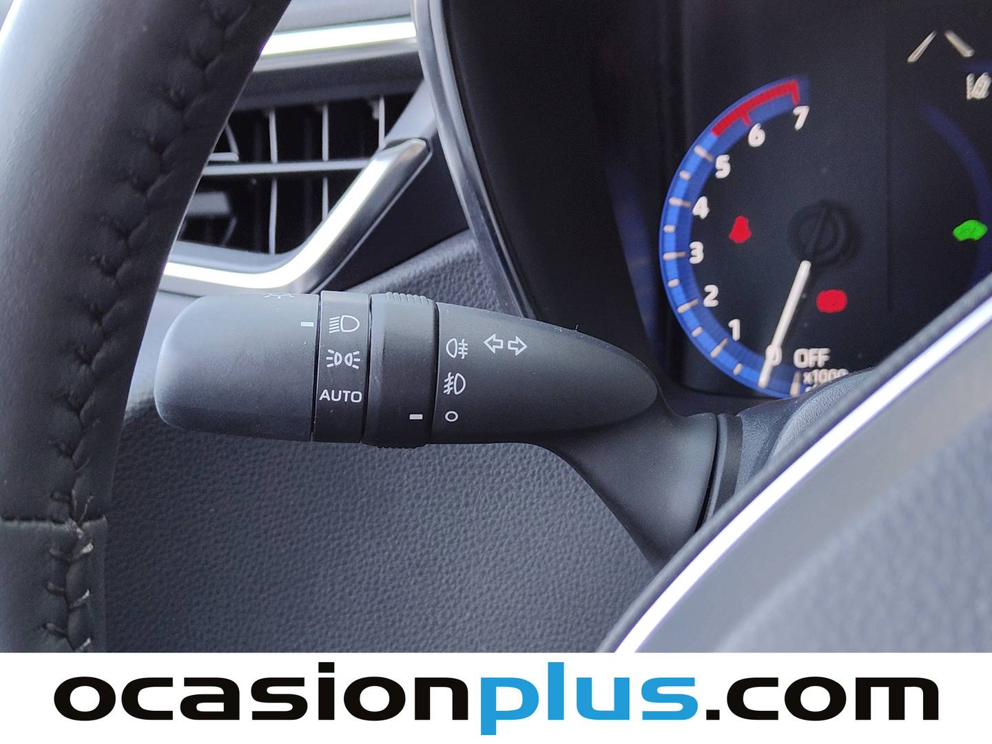 Accesorios del Toyota Corolla Toyota Corolla 1.8 125 Híbrido Active Tech E-CVT (122 CV)