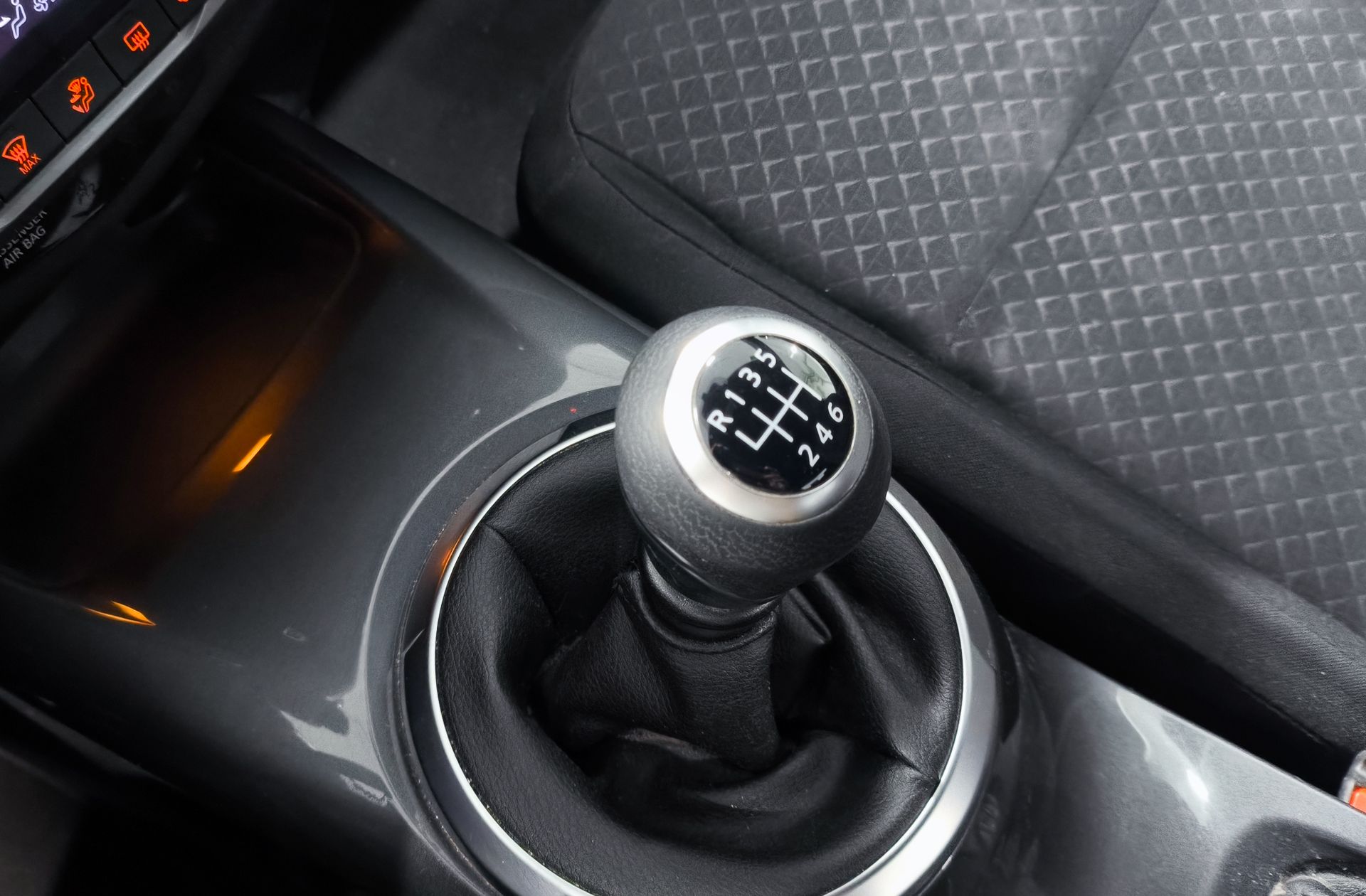 Nissan Juke DIG-T Acenta - foto 5