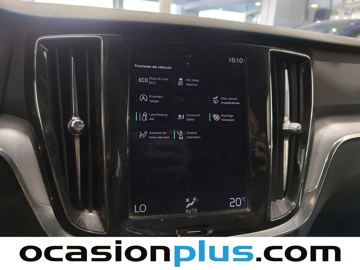 Foto Volvo V60 Volvo V60 D4 Momentum (190 CV)