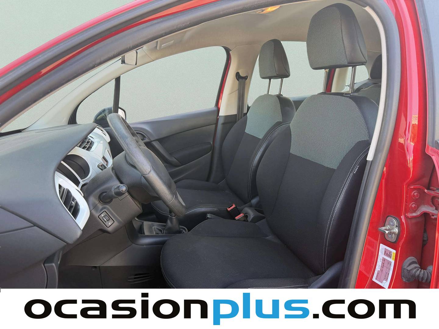 Foto asientos delanteros Citroën C3 Citroën C3 PureTech 68 Live (68 CV)