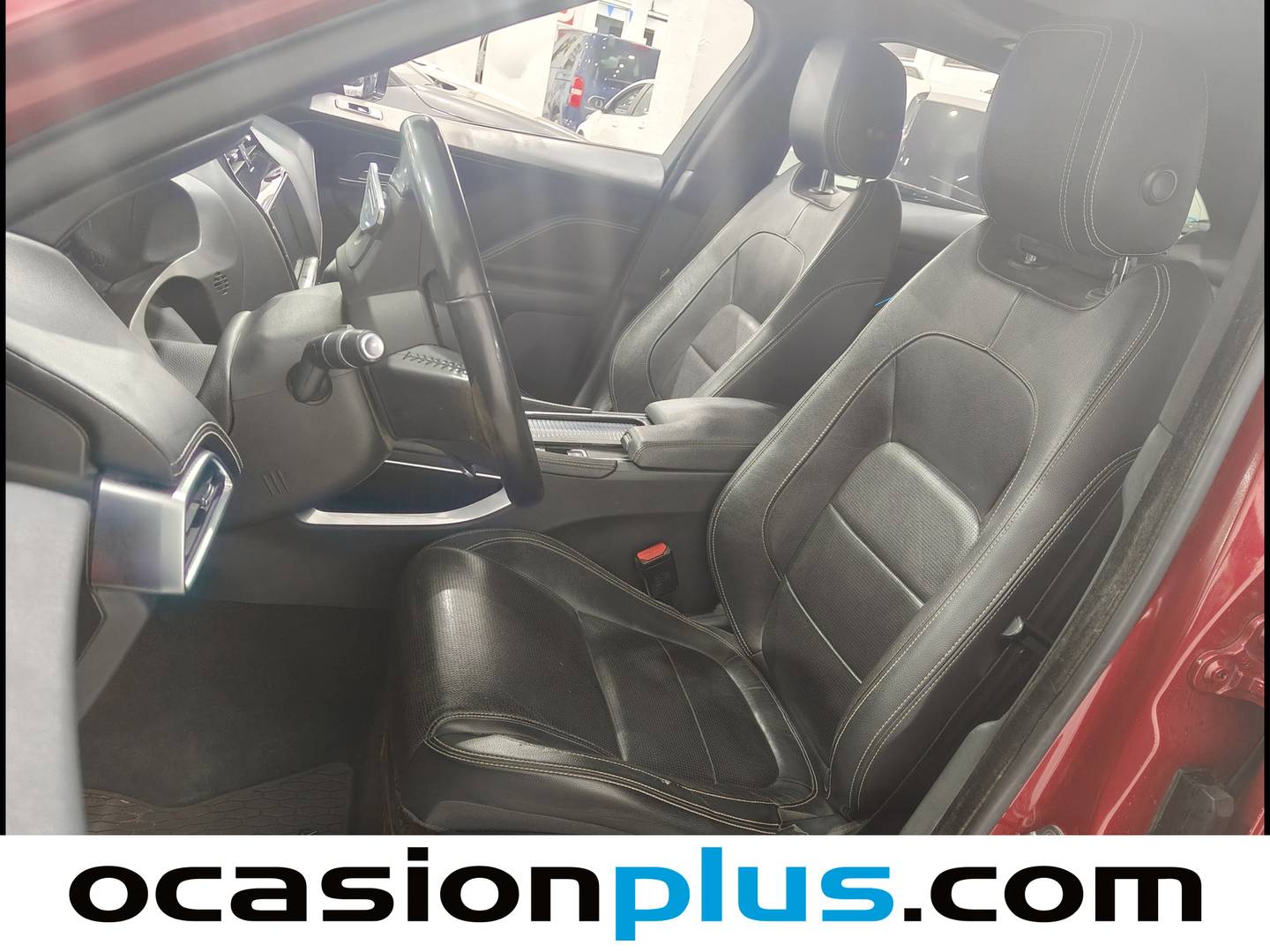 Foto Jaguar F-Pace Jaguar F-PACE 2.0T i4 R-Sport AWD Auto (250 CV)