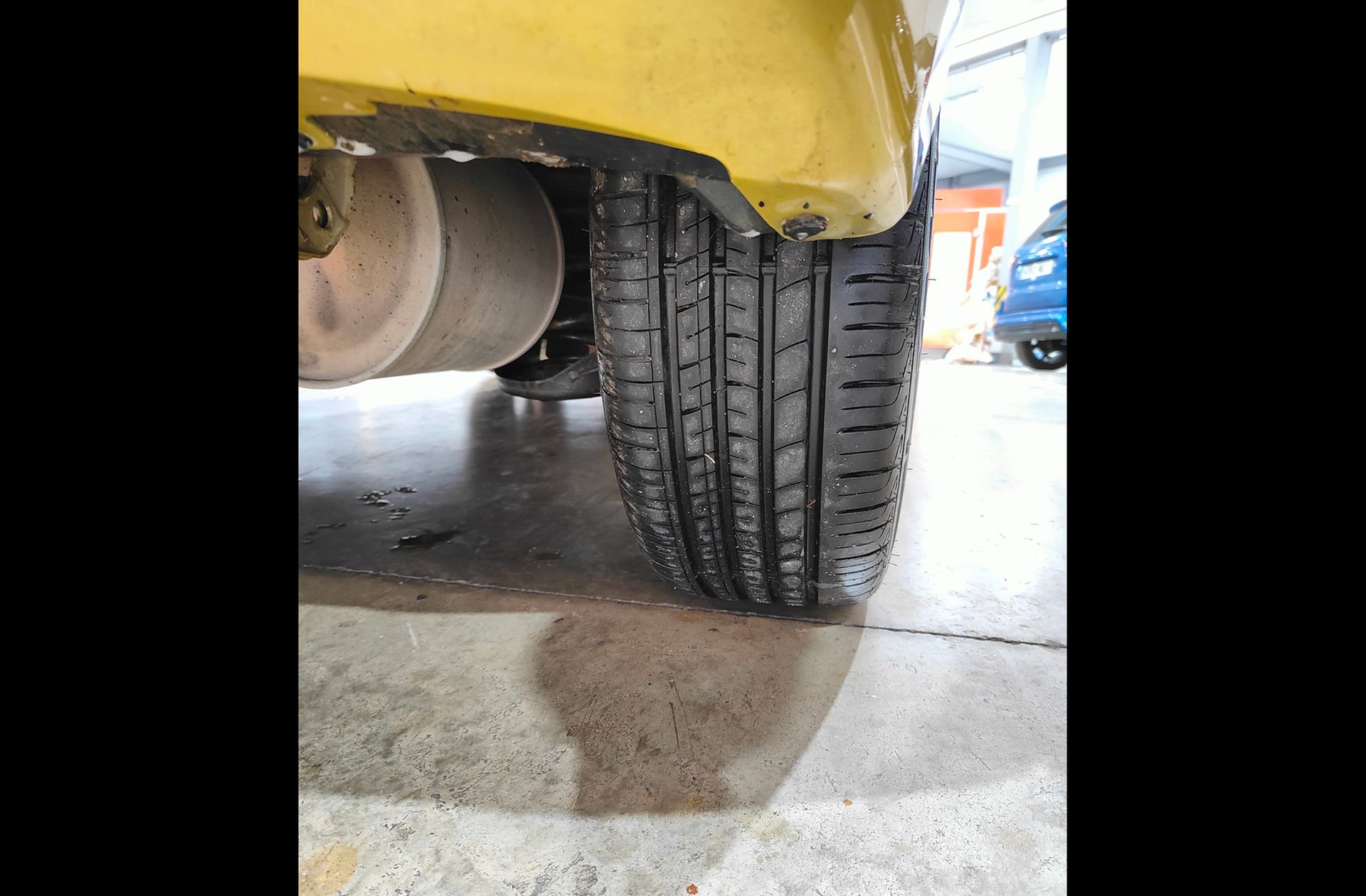 Toyota Yaris 1.5 100H Feel 20 Aniversario - foto 32