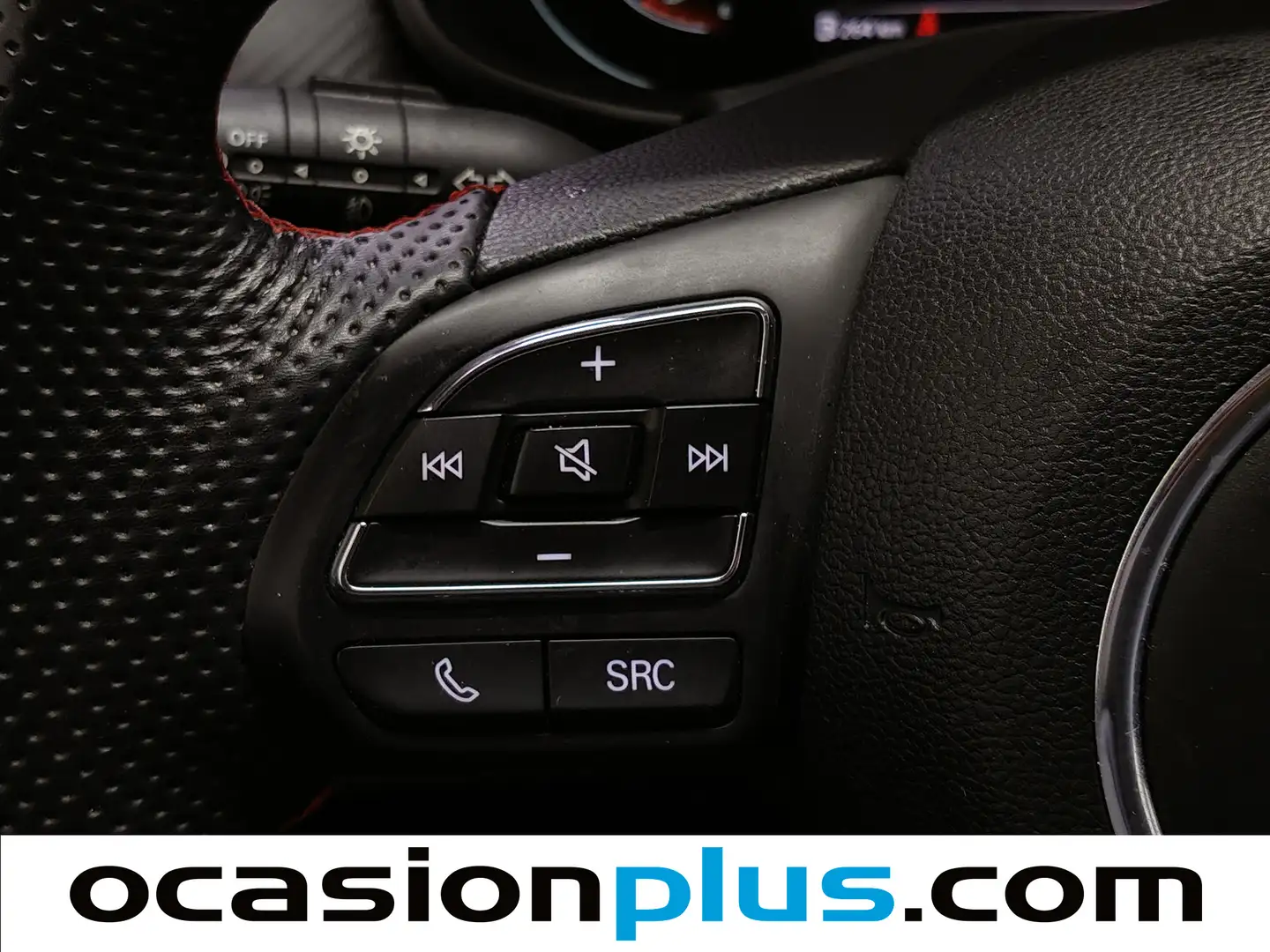 Foto MG ZS MG ZS 1.5 Luxury  (106 CV)