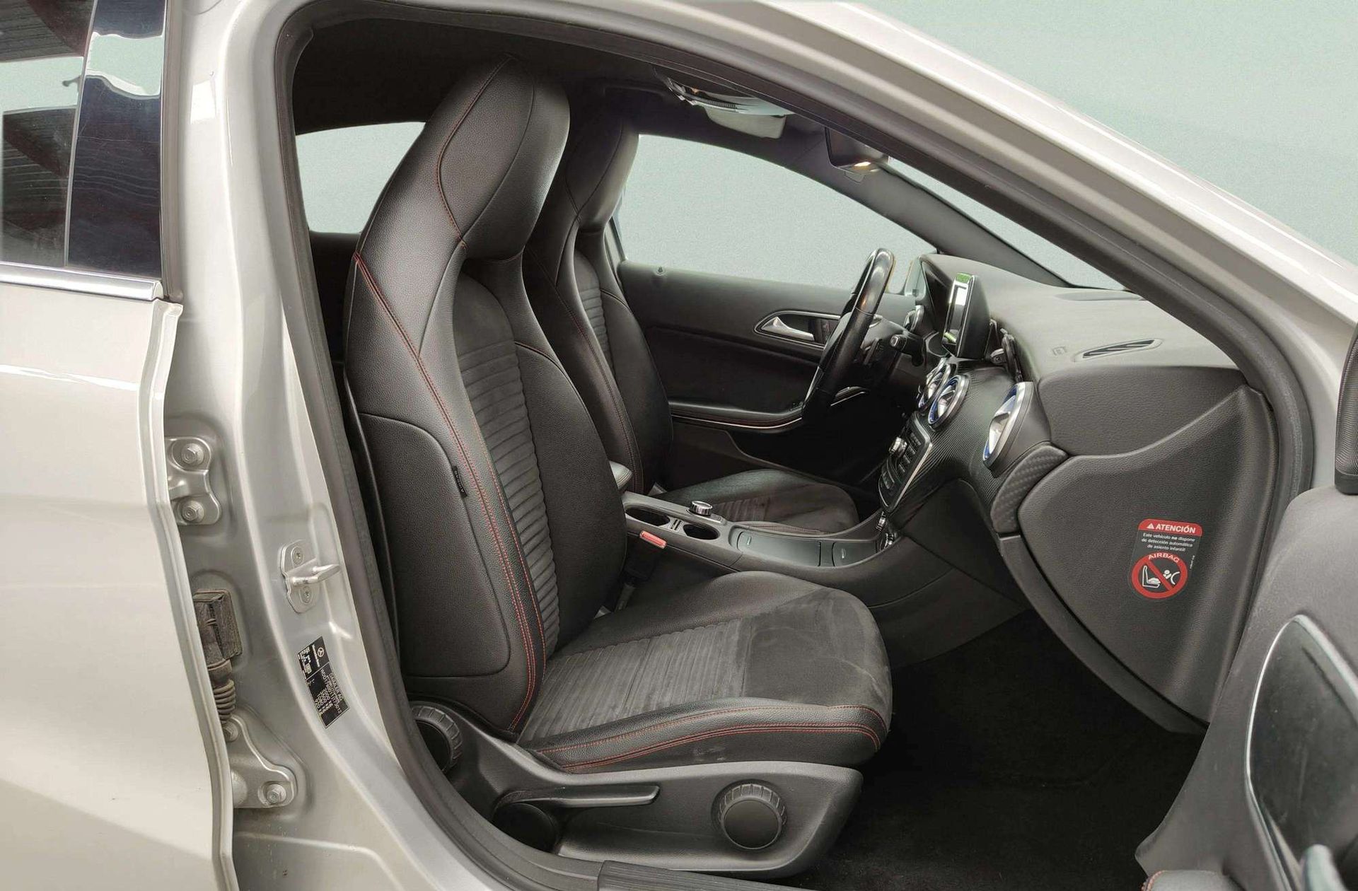 Mercedes-Benz Clase A 200 CDI AMG Line - foto 17