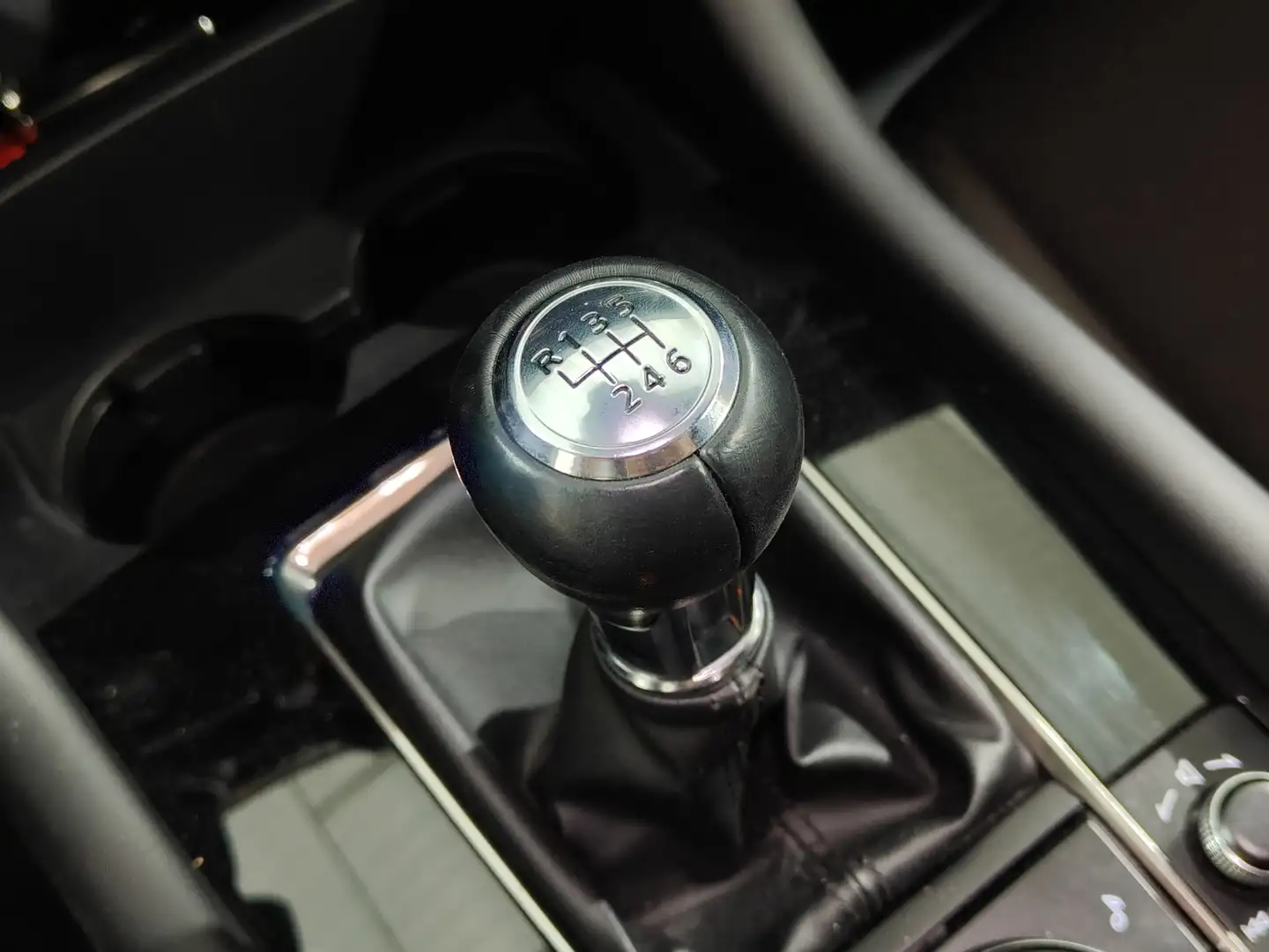 Foto Mazda Mazda3 Mazda Mazda 3 2.0 SKYACTIV-G Zenith (122 CV)