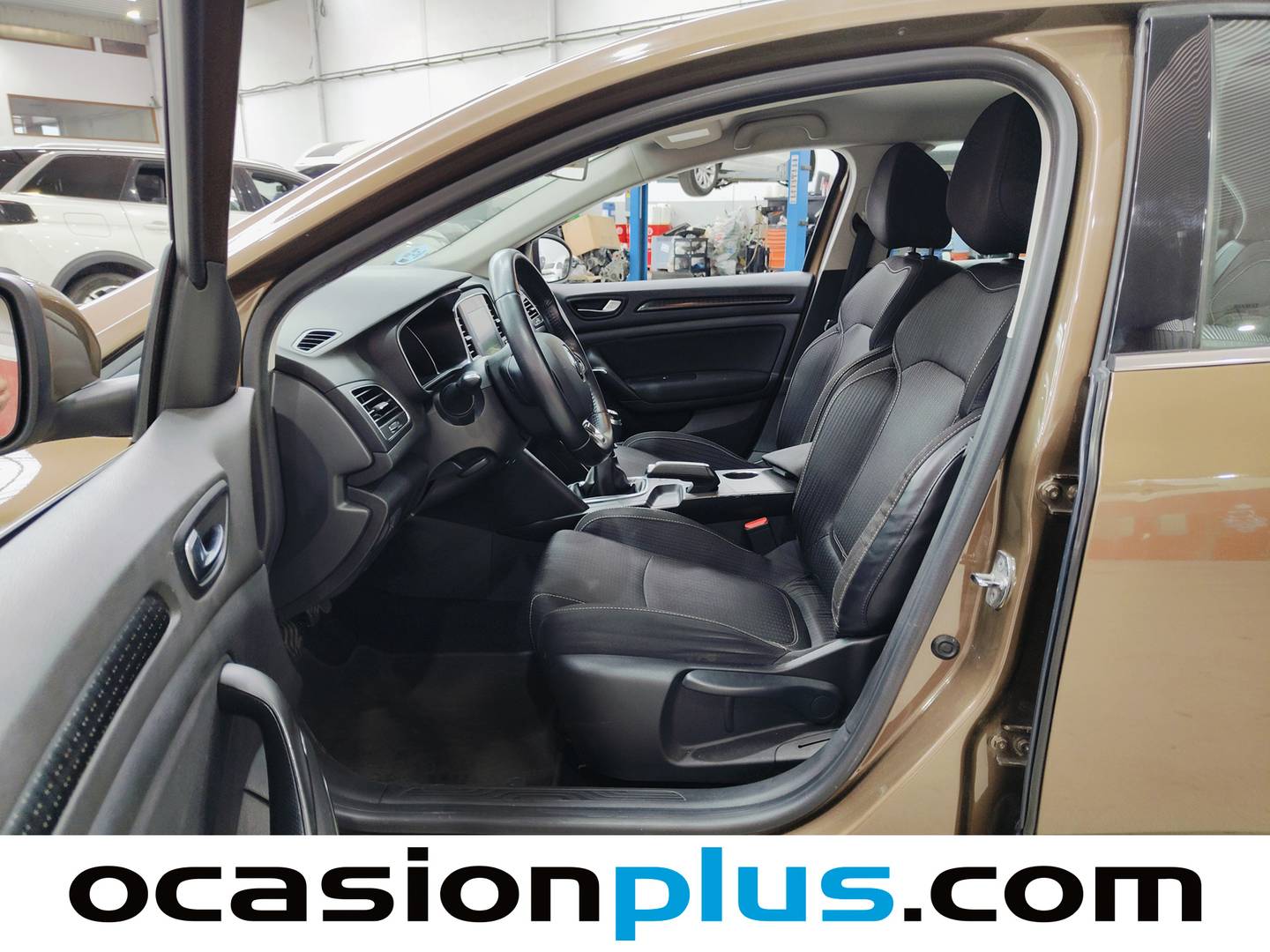 Foto asientos delanteros Renault Mégane Renault Megane Intens Energy TCe (130 CV)