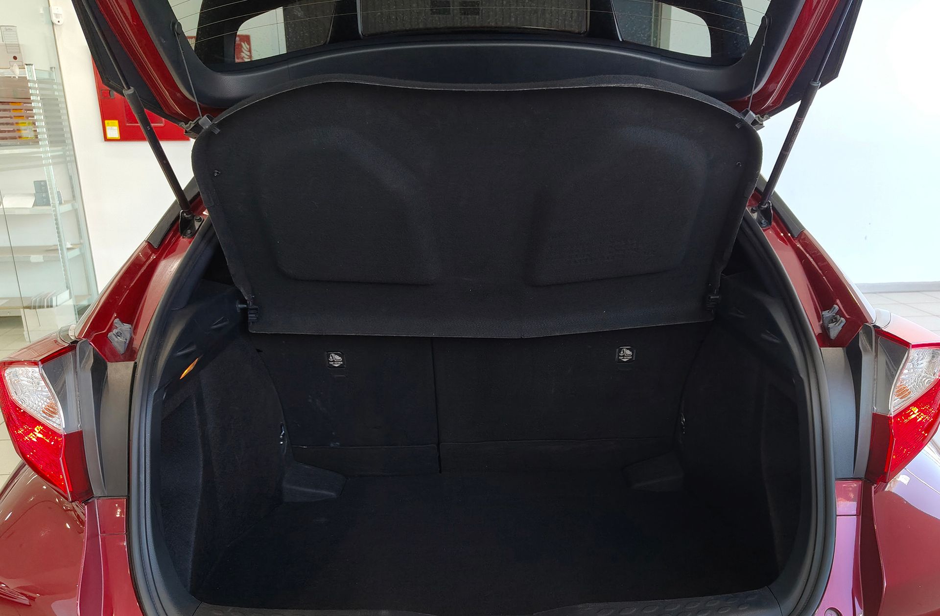 Toyota C-HR 1.8 125H Advance - foto 16