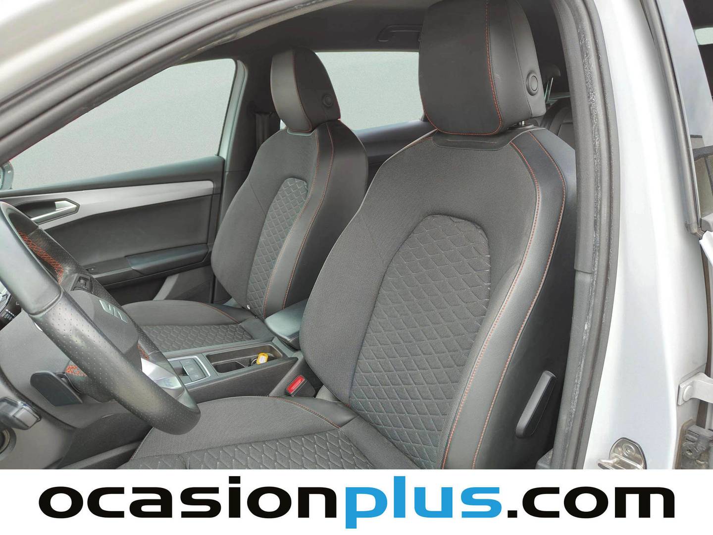 Equipamiento del Seat León Seat León ST 2.0 TDI S&S FR XXL DSG (150 CV)