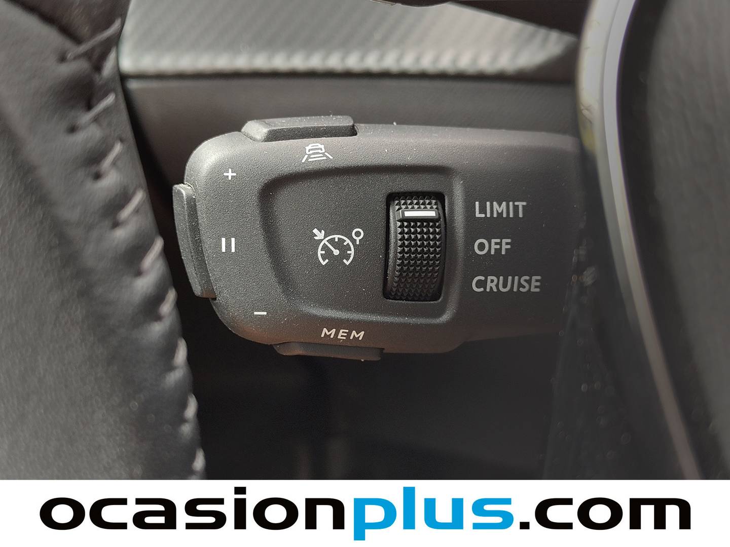 Peugeot 2008 Peugeot 2008 Allure Hybrid eDCS6 (145 CV) de ocasión
