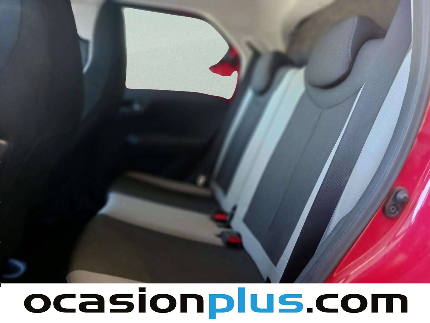 Foto asientos traseros Toyota Aygo Toyota Aygo 1.0 70 x-play (69 CV)
