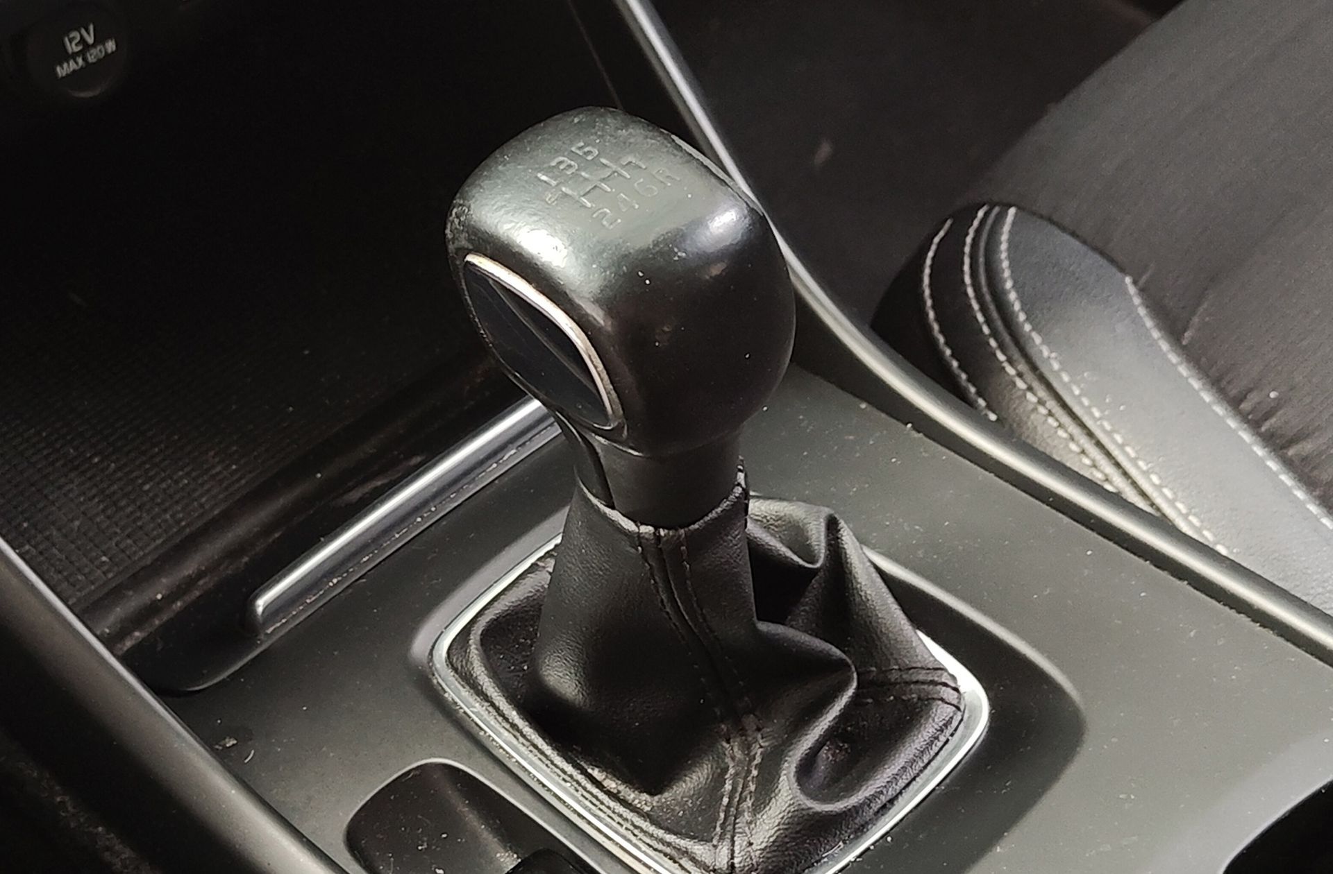 Volvo XC40 D3 Business Plus - foto 5