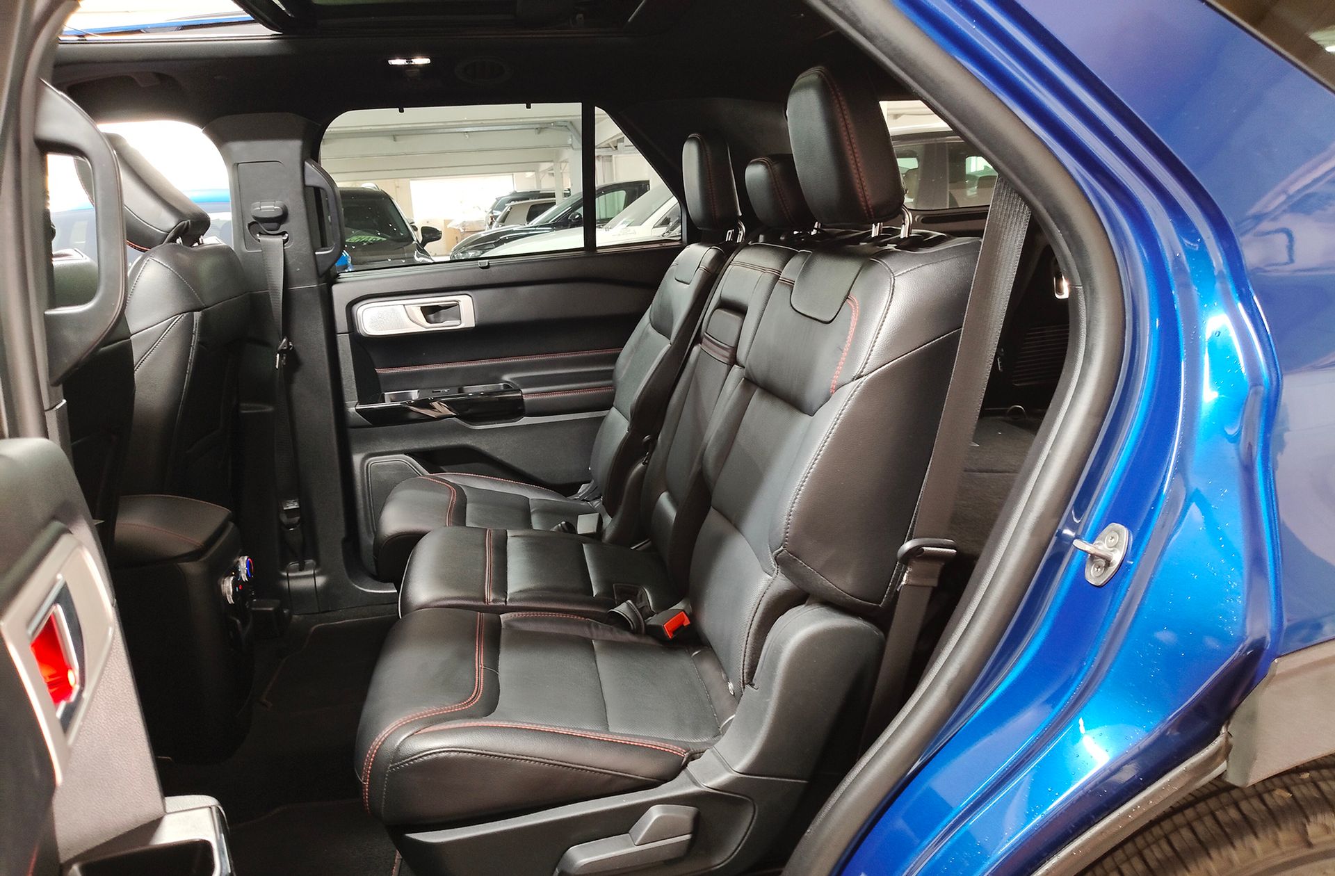 Ford Explorer 3.0 PHEV ST Line AWD 7 plazas - foto 17