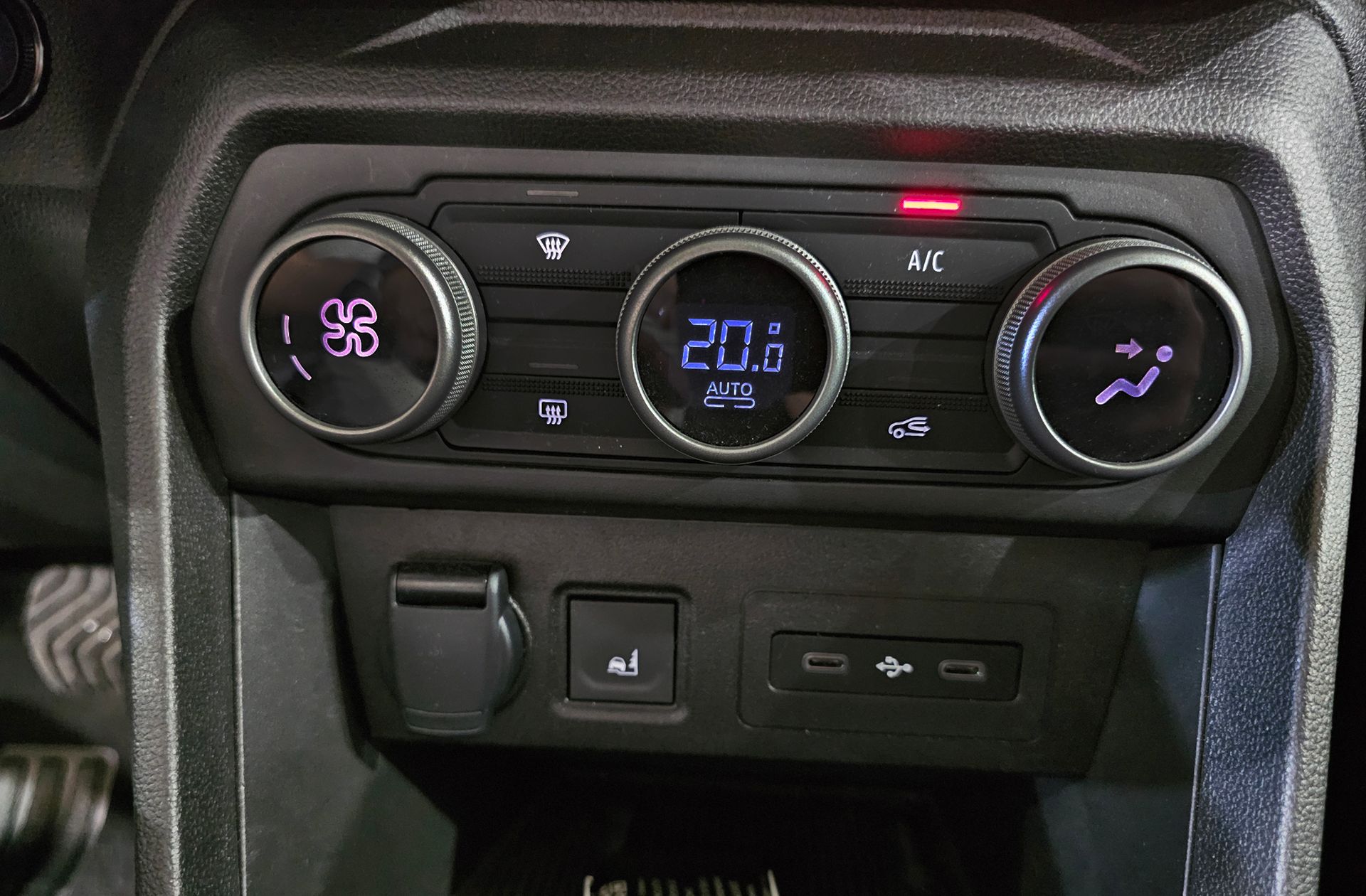 Dacia Jogger Extreme Hybrid 7 plazas - foto 32
