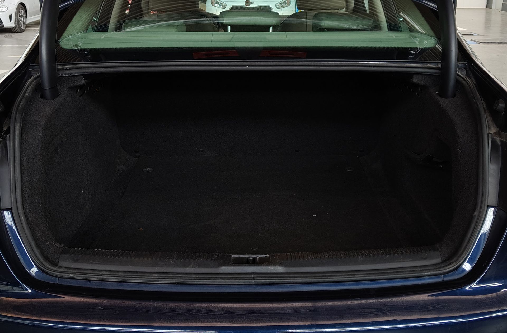 Audi A4 2.0 TDI DPF - foto 13