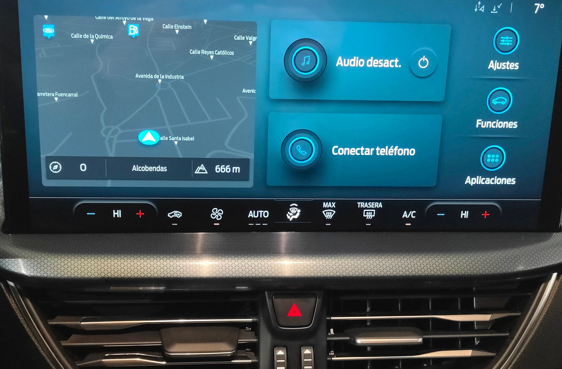 Ford Focus SportBreak 1.0 EcoBoost MHEV Active - foto 33