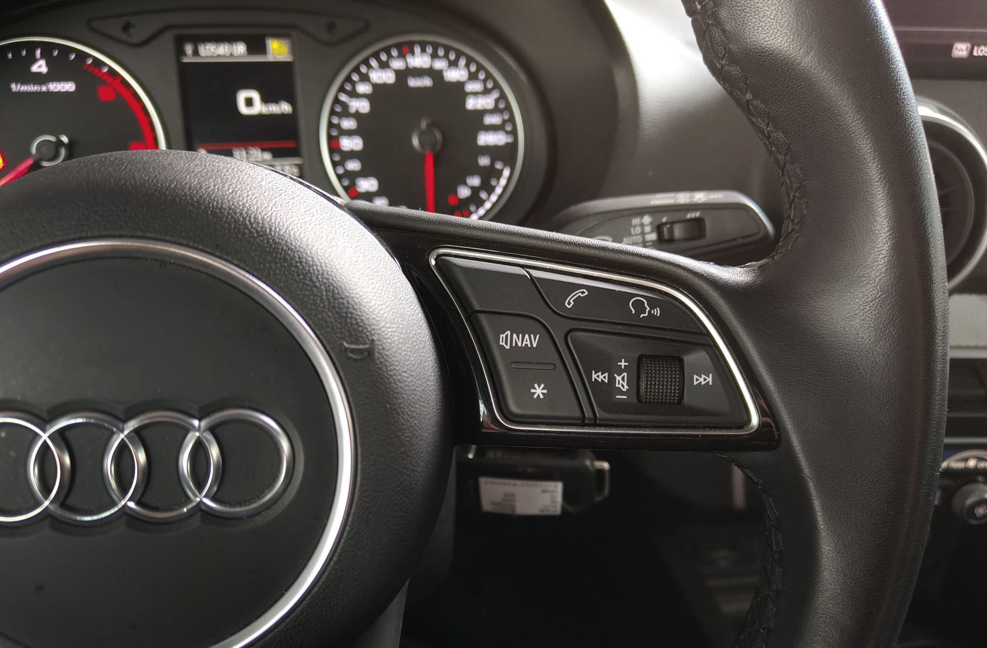 Audi Q2 Advanced 30 TDI - foto 28