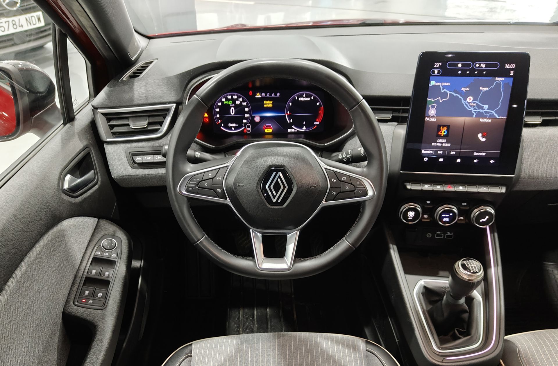 Renault Clio Techno TCe - foto 21