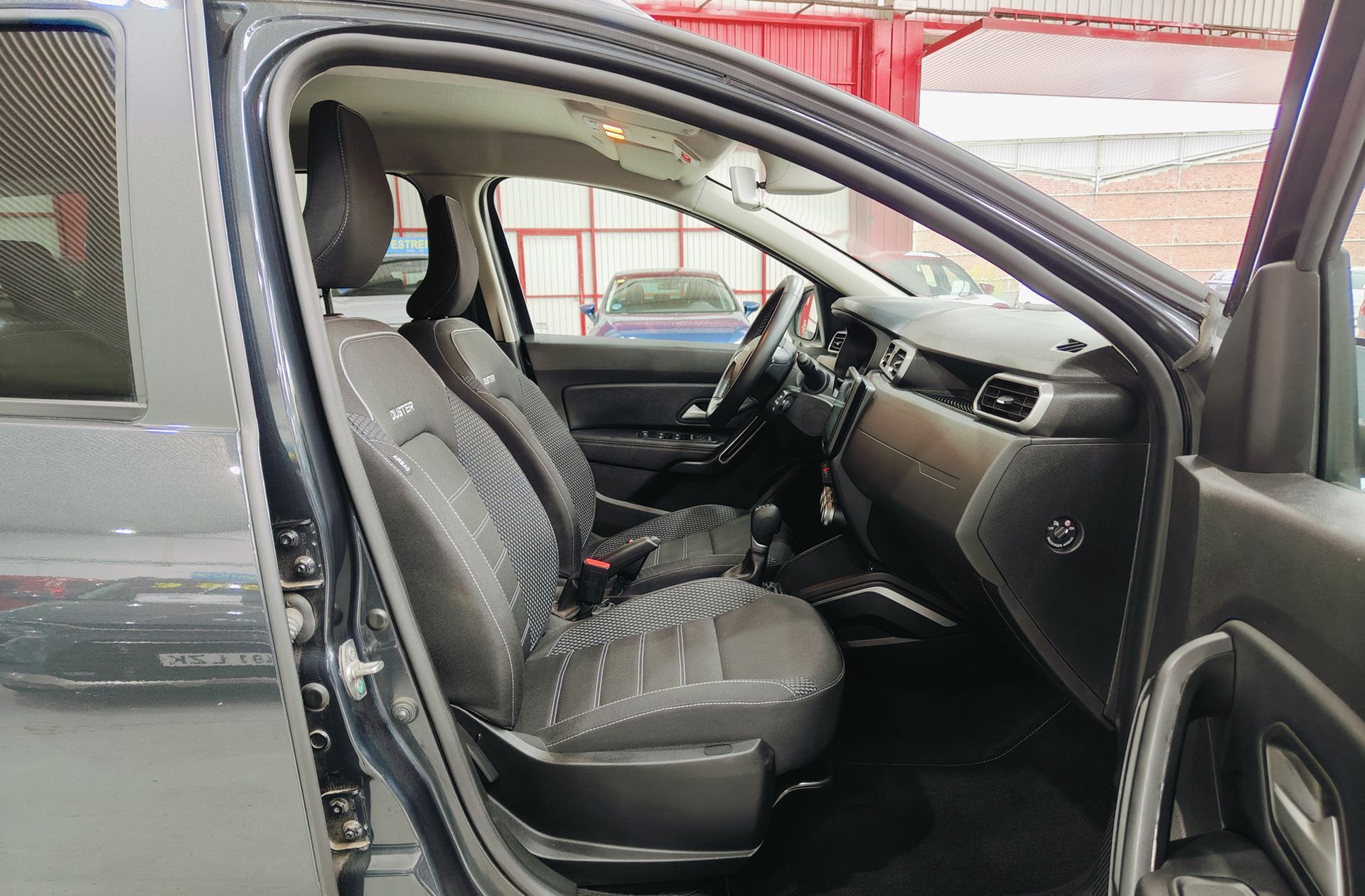 Dacia Duster Journey Go TCe EDC - foto 18