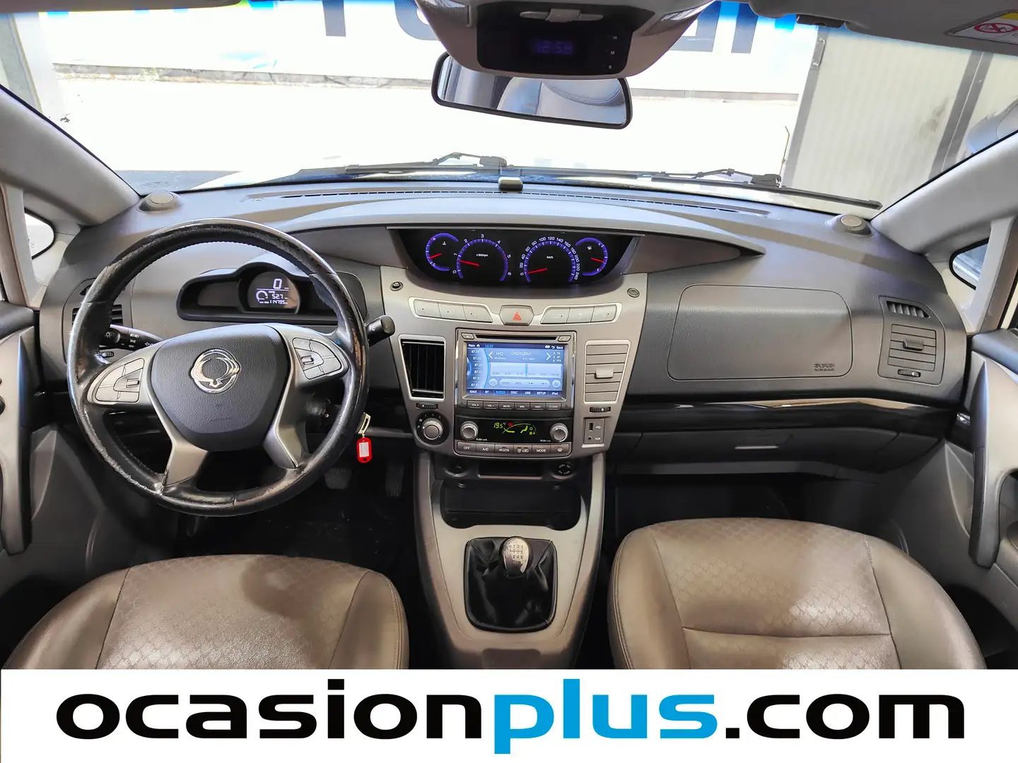 Foto SsangYong Rodius Ssangyong Rodius D22T Limited (178 CV) 7 Plazas