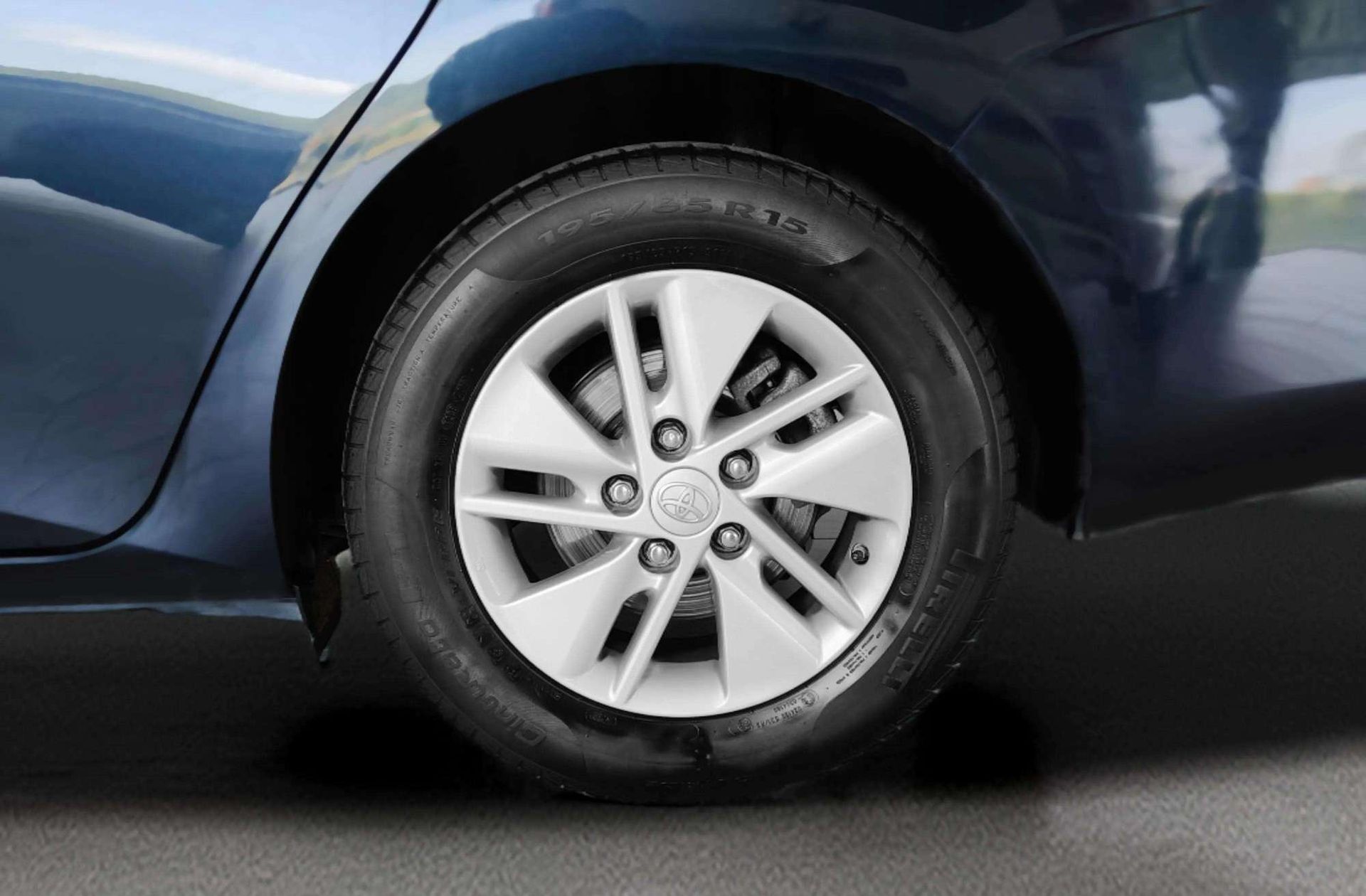 Toyota Auris 140H Touring Sports Active - foto 35
