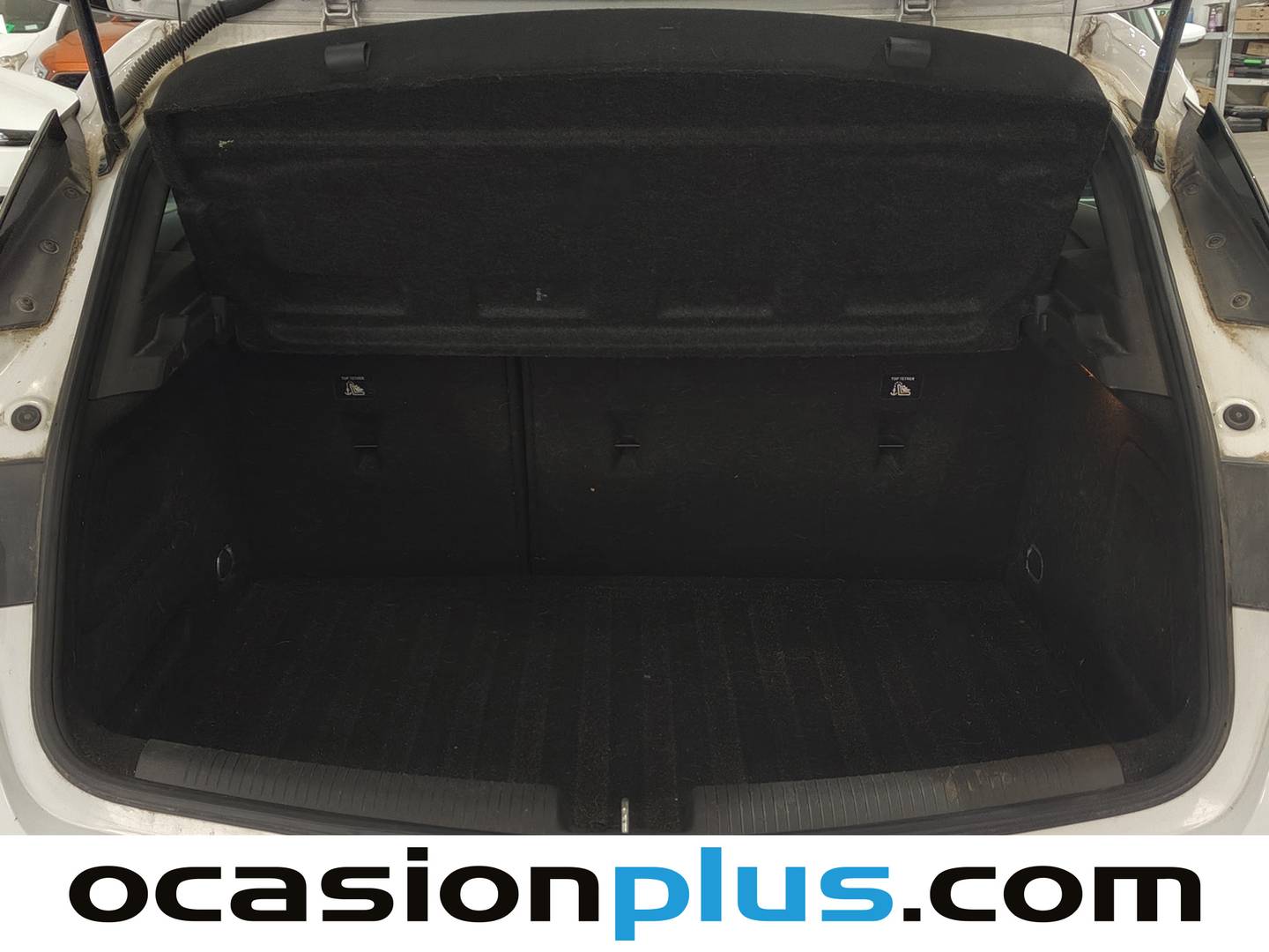 Fotos maletero Opel Astra Opel Astra 1.0 Turbo S/S Dynamic (105 CV)