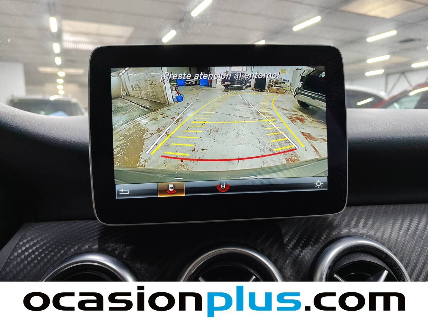Equipamiento del Mercedes Clase A Mercedes Clase A 200 d AMG Line (136 CV)