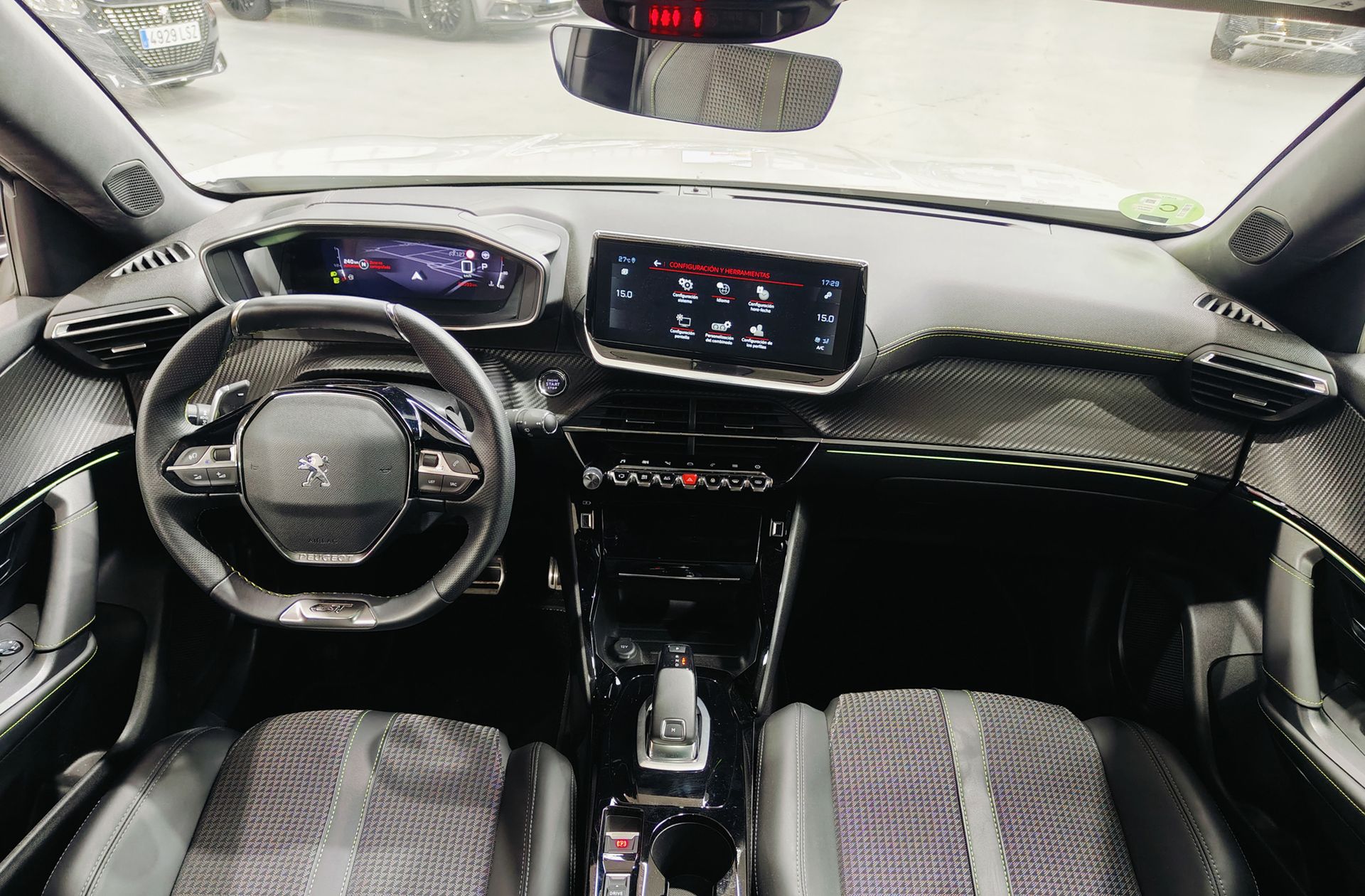 Peugeot 2008 BlueHDi 130 GT EAT8 - foto 7